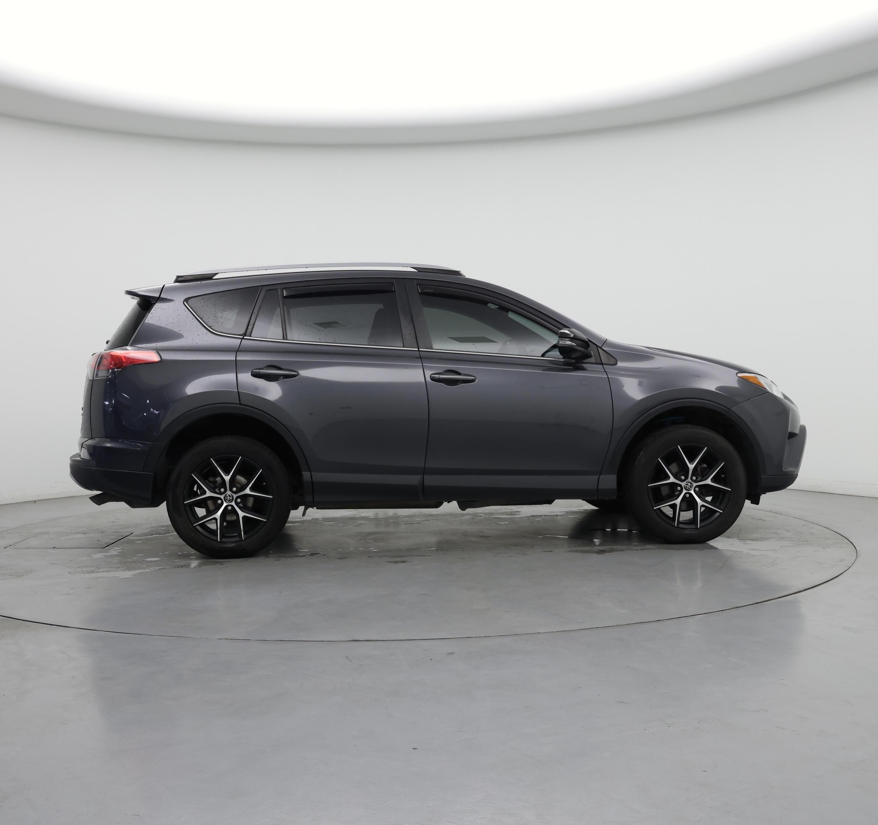 Thumbnail: 2018 Toyota RAV4 - 7