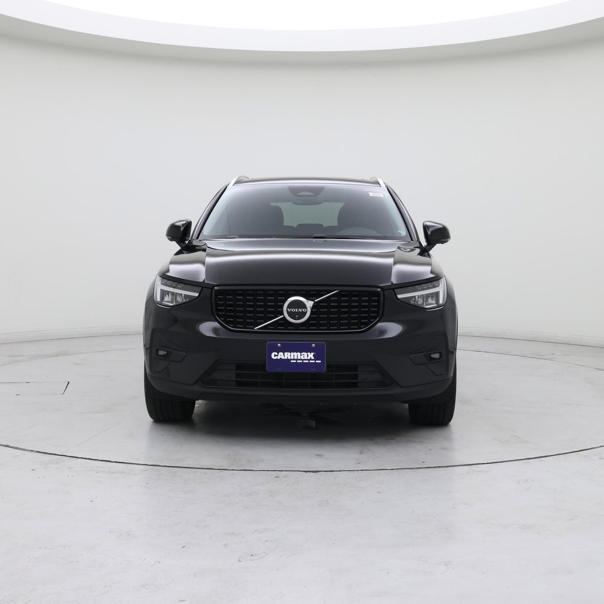 Thumbnail: 2025 Volvo XC40 - 5