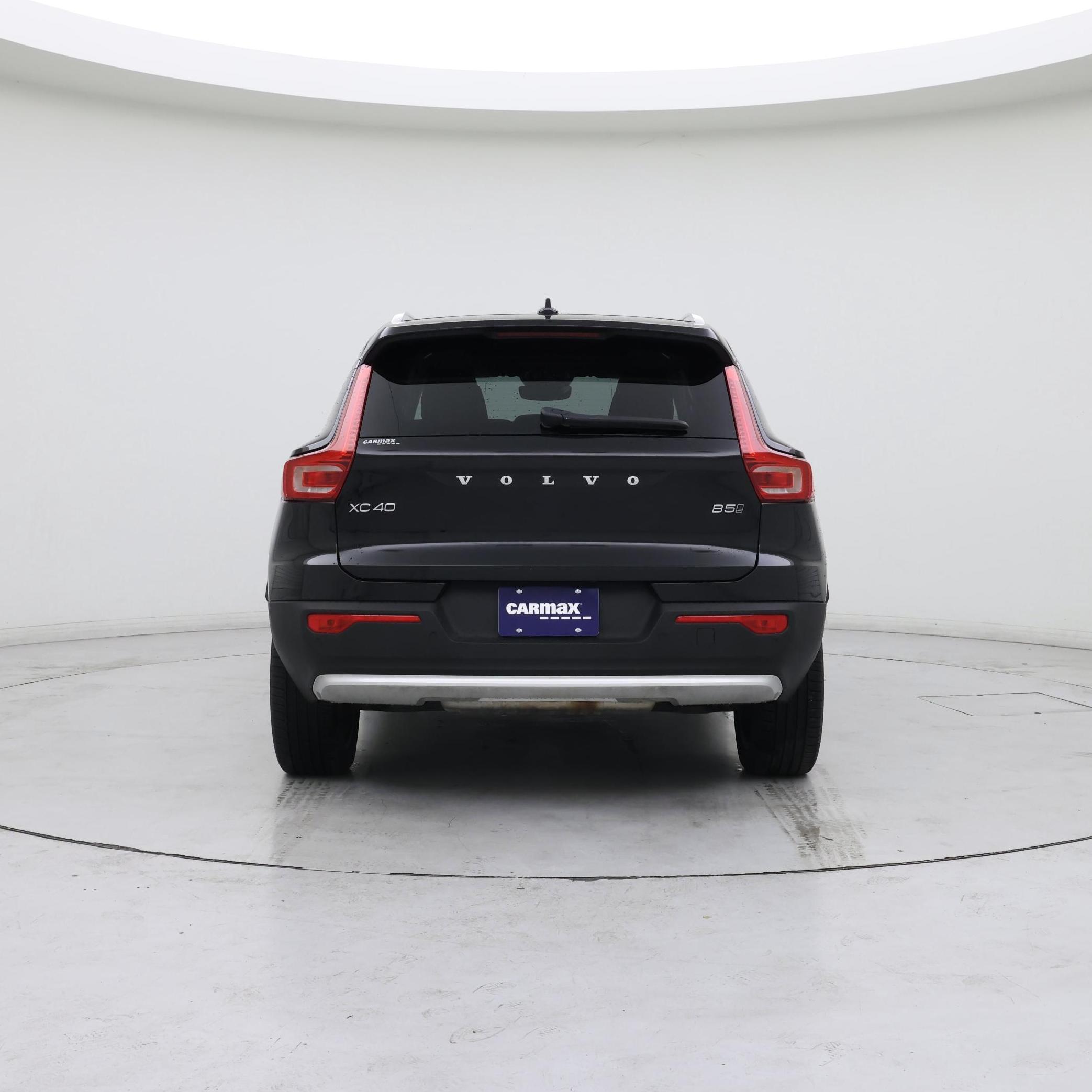 Thumbnail: 2025 Volvo XC40 - 6