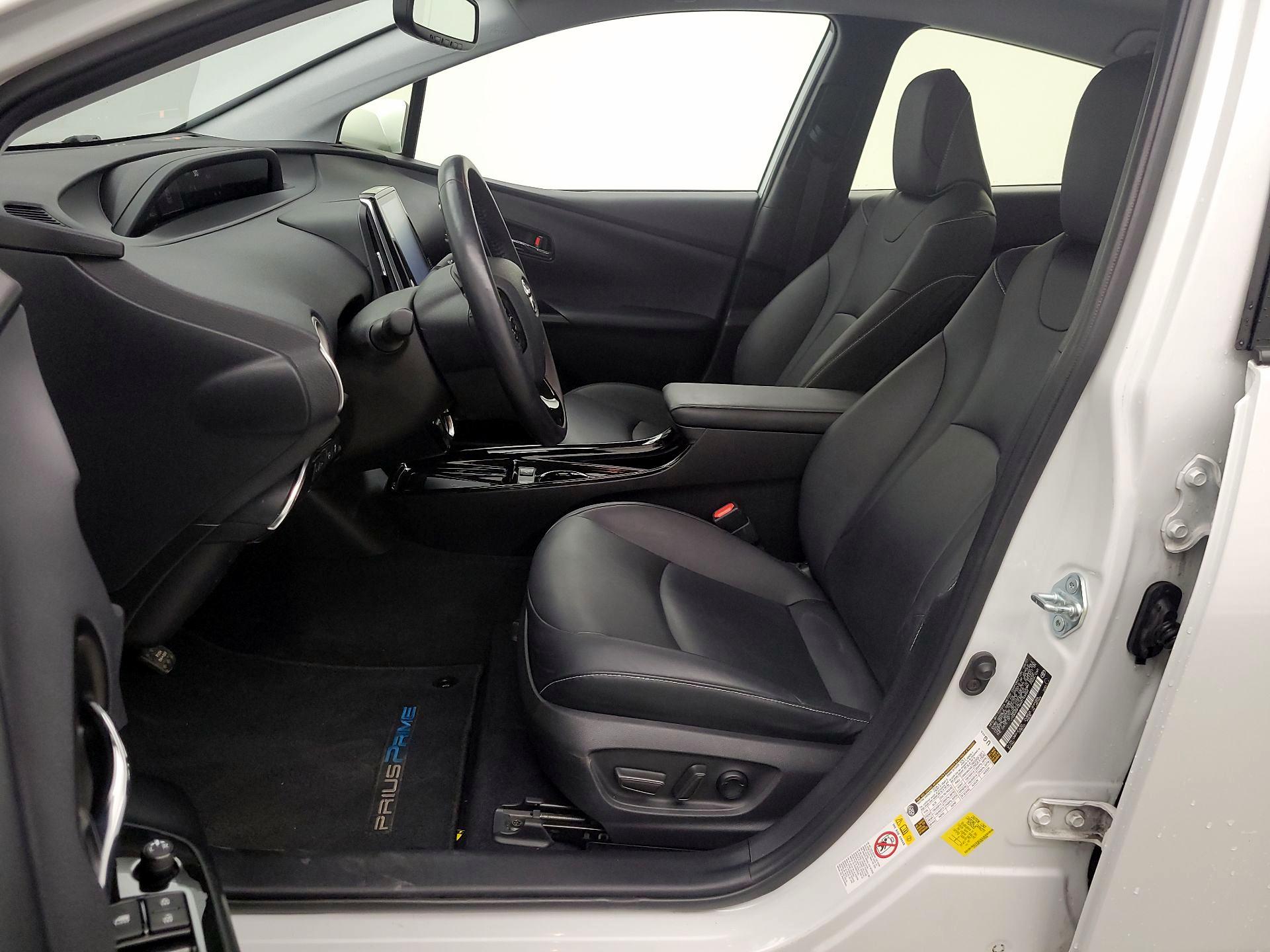 Thumbnail: 2021 Toyota Prius Prime - 11
