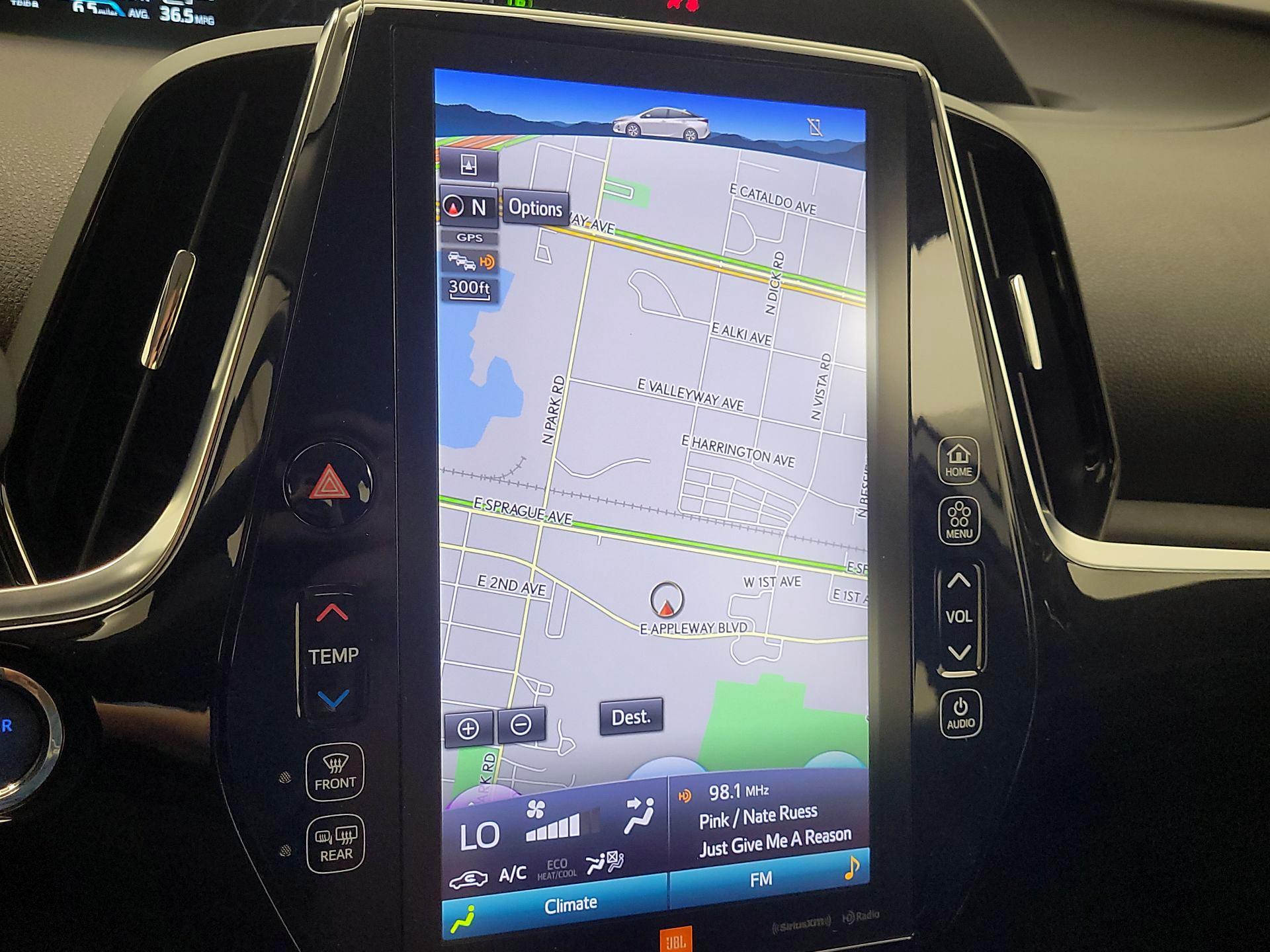 Thumbnail: 2021 Toyota Prius Prime - 14