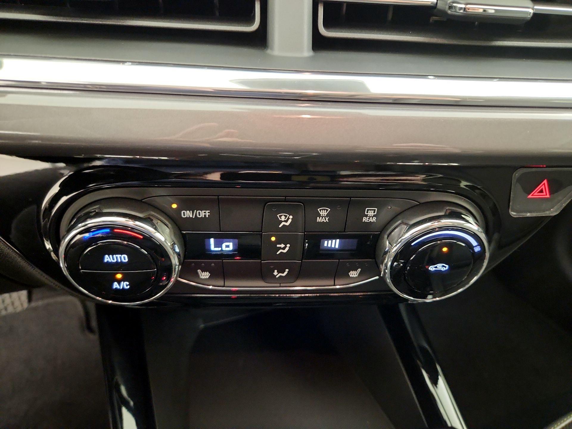Thumbnail: 2025 Chevrolet Trax - 16