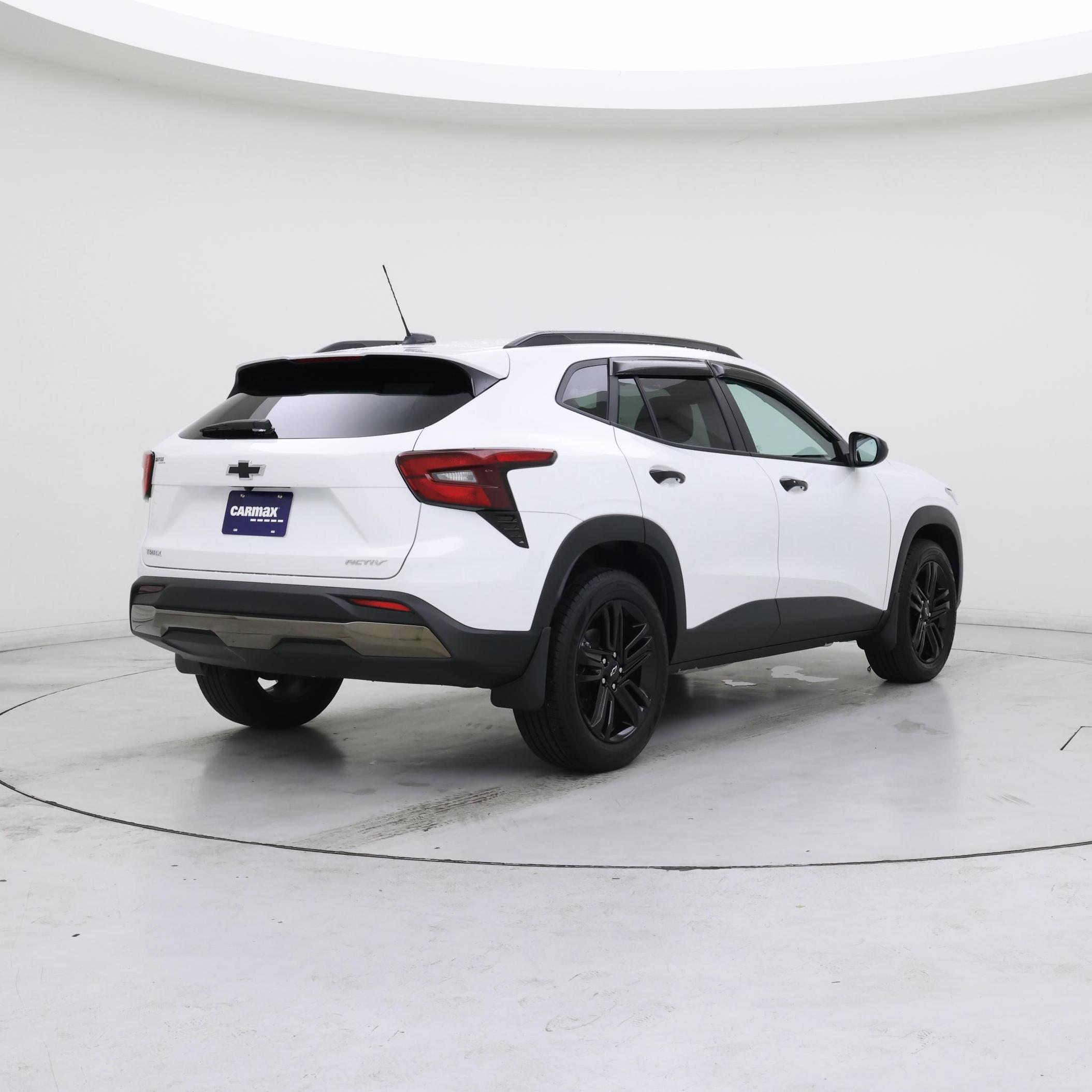 Thumbnail: 2025 Chevrolet Trax - 8