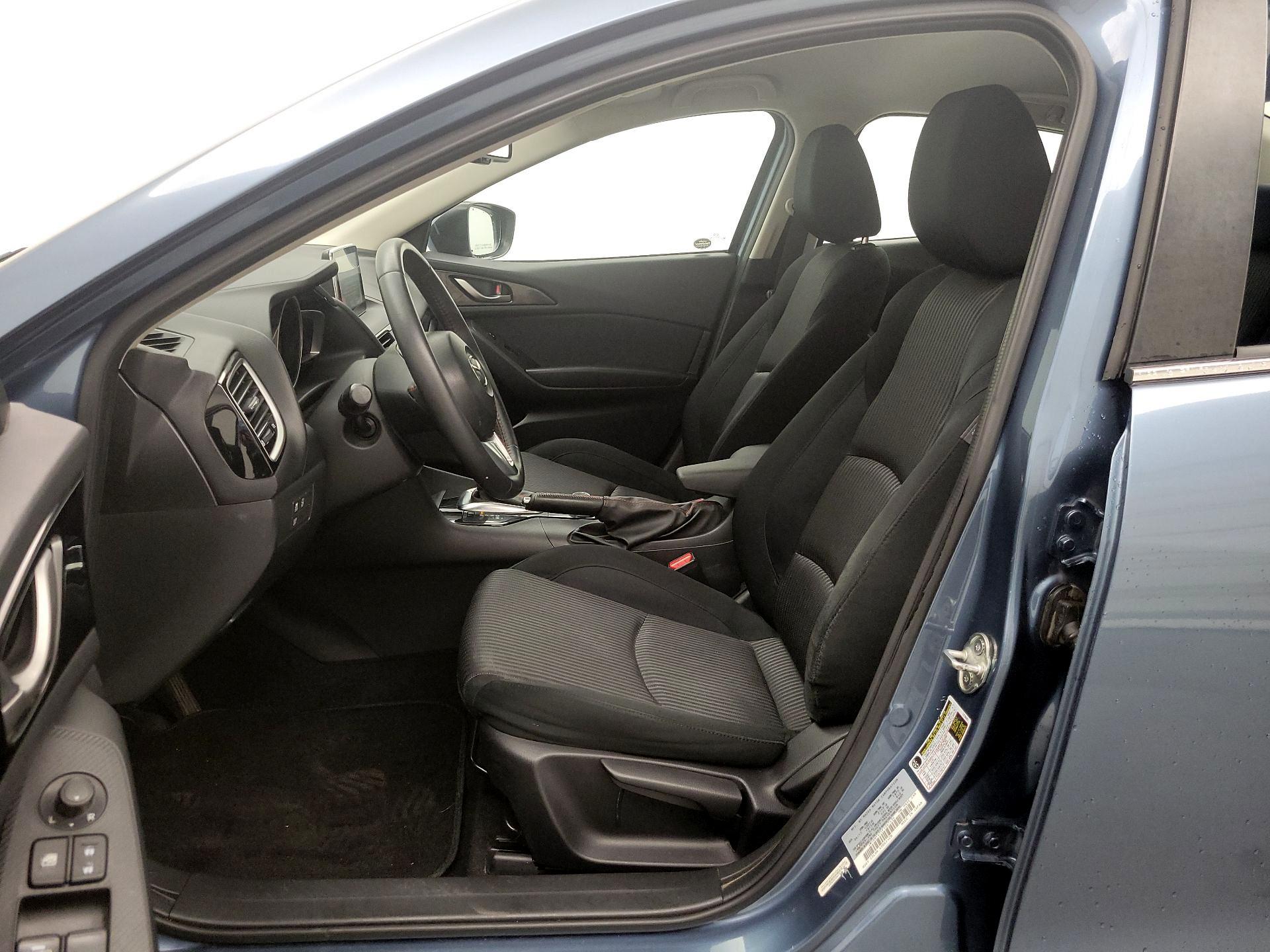 Thumbnail: 2015 Mazda Mazda3 - 11