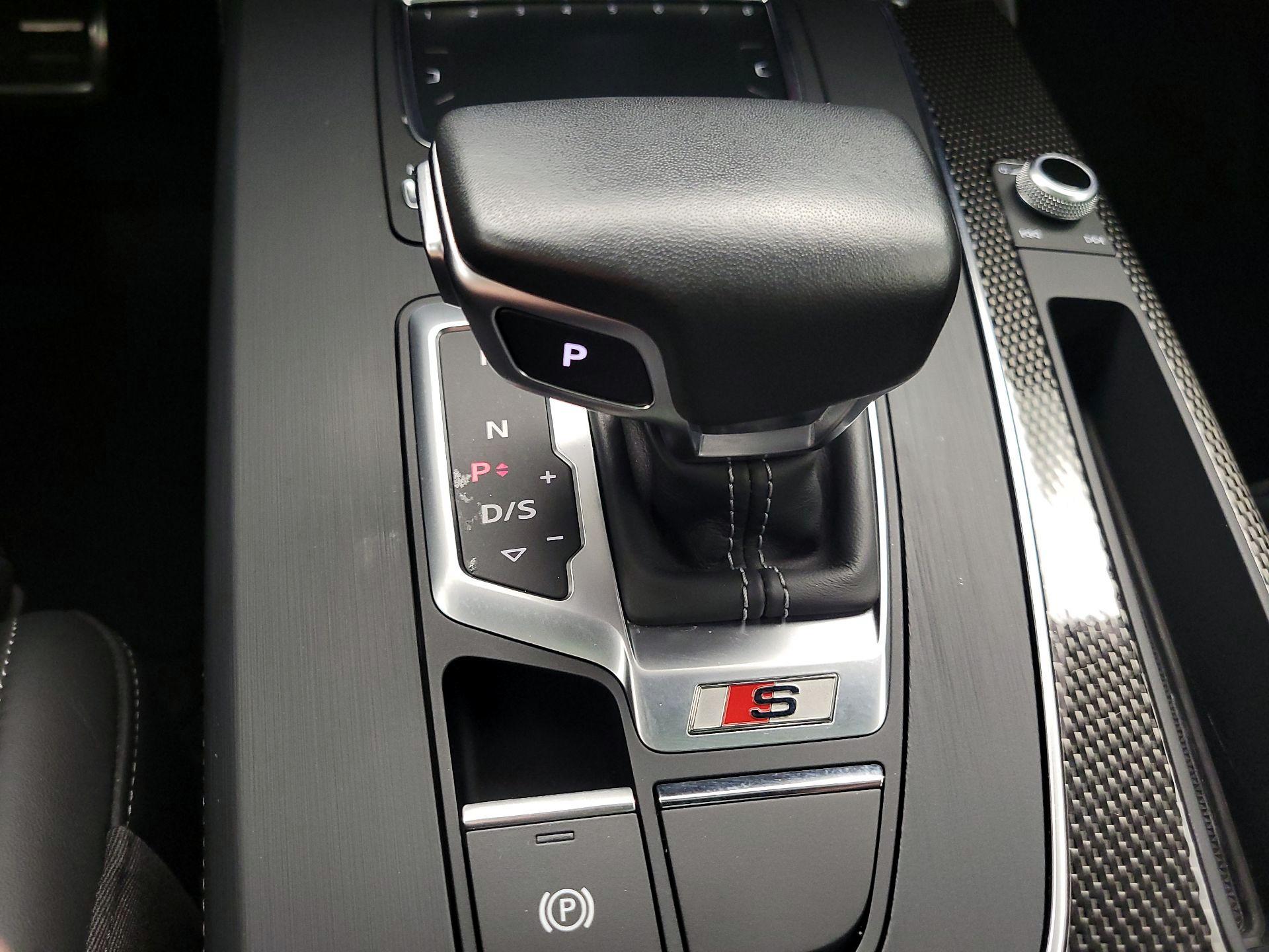 Thumbnail: 2019 Audi SQ5 - 18