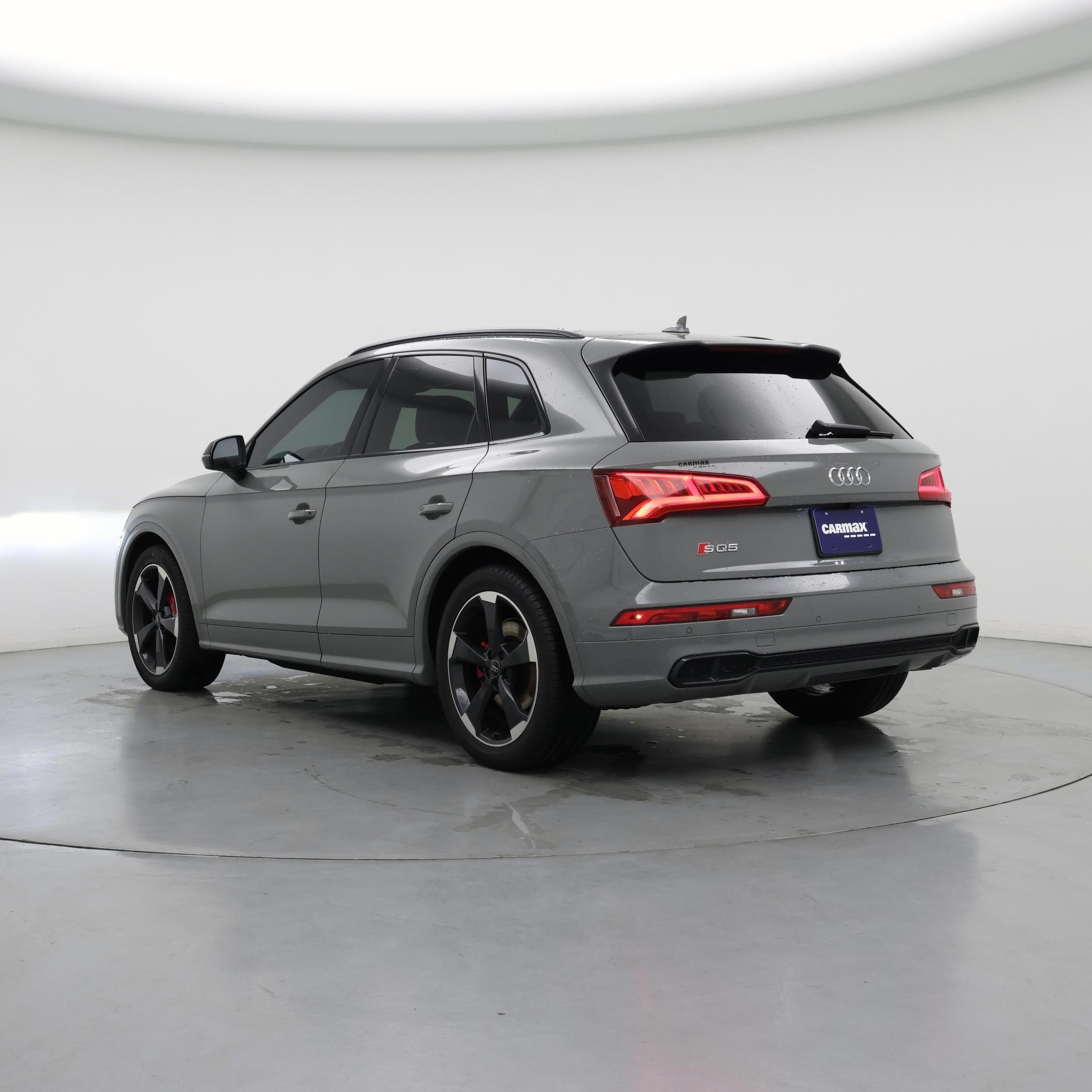 Thumbnail: 2019 Audi SQ5 - 2