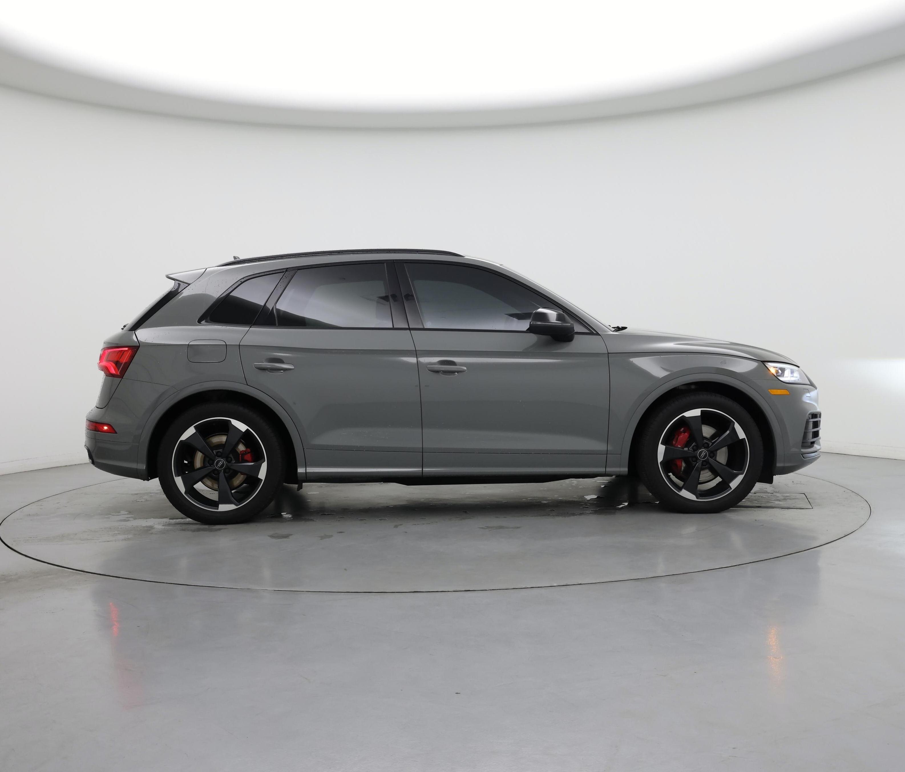 Thumbnail: 2019 Audi SQ5 - 7