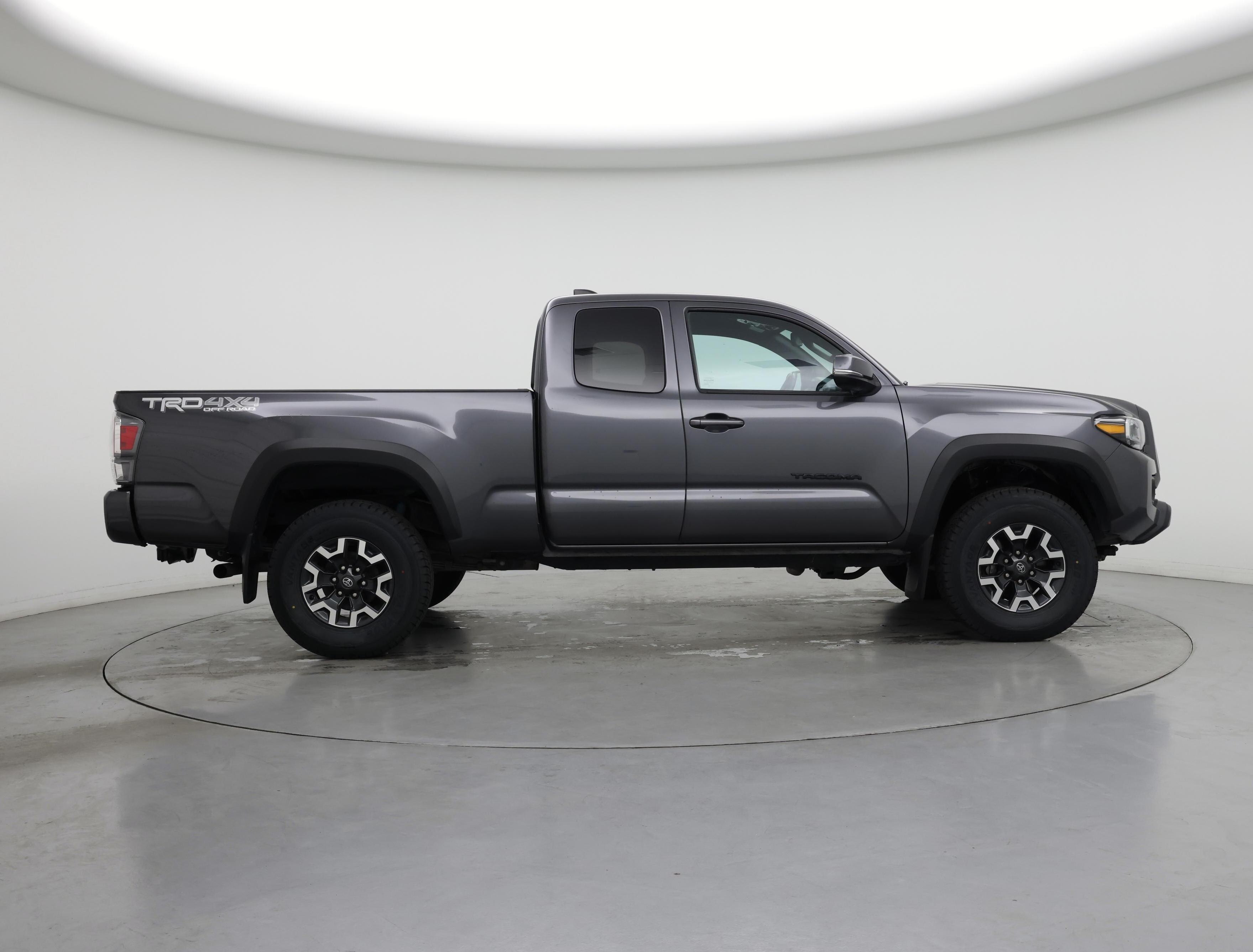 Thumbnail: 2021 Toyota Tacoma - 7