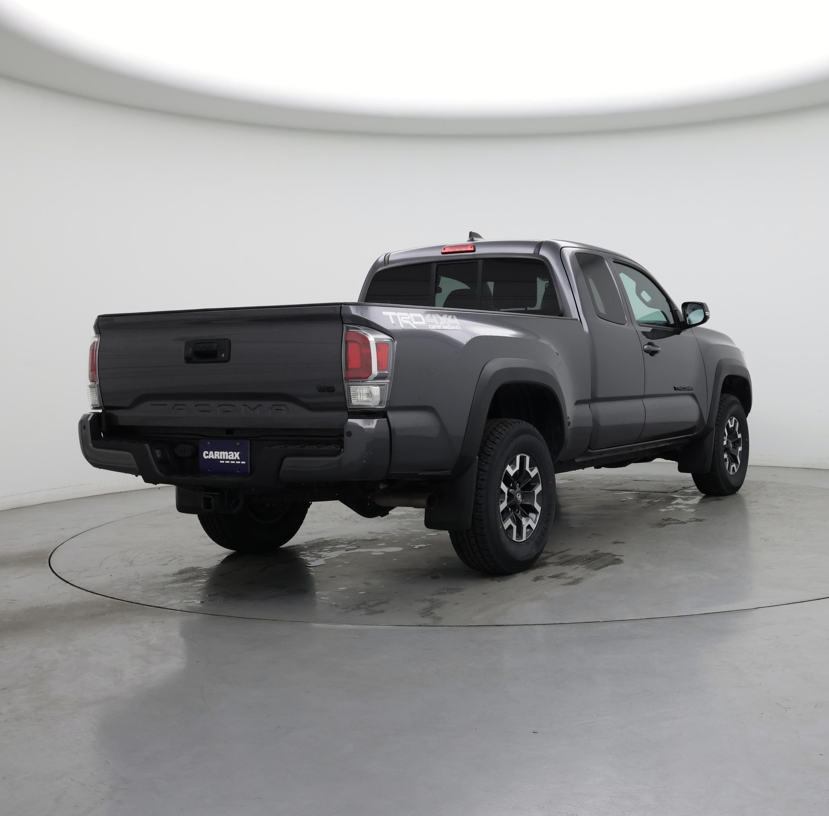 Thumbnail: 2021 Toyota Tacoma - 8