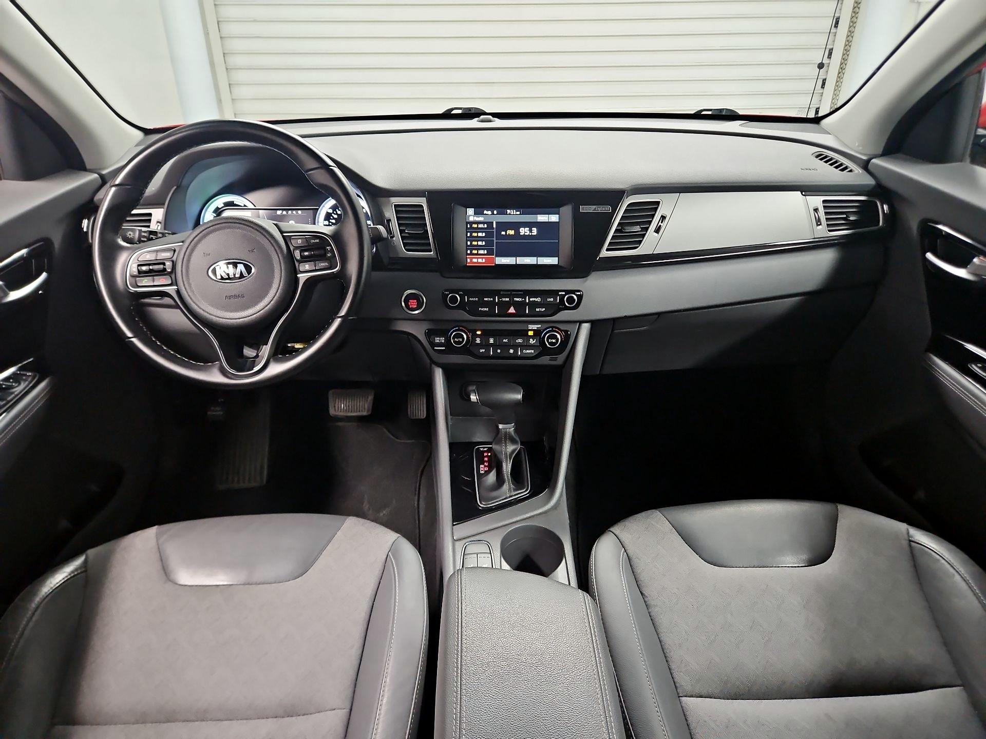 Thumbnail: 2019 Kia Niro - 9