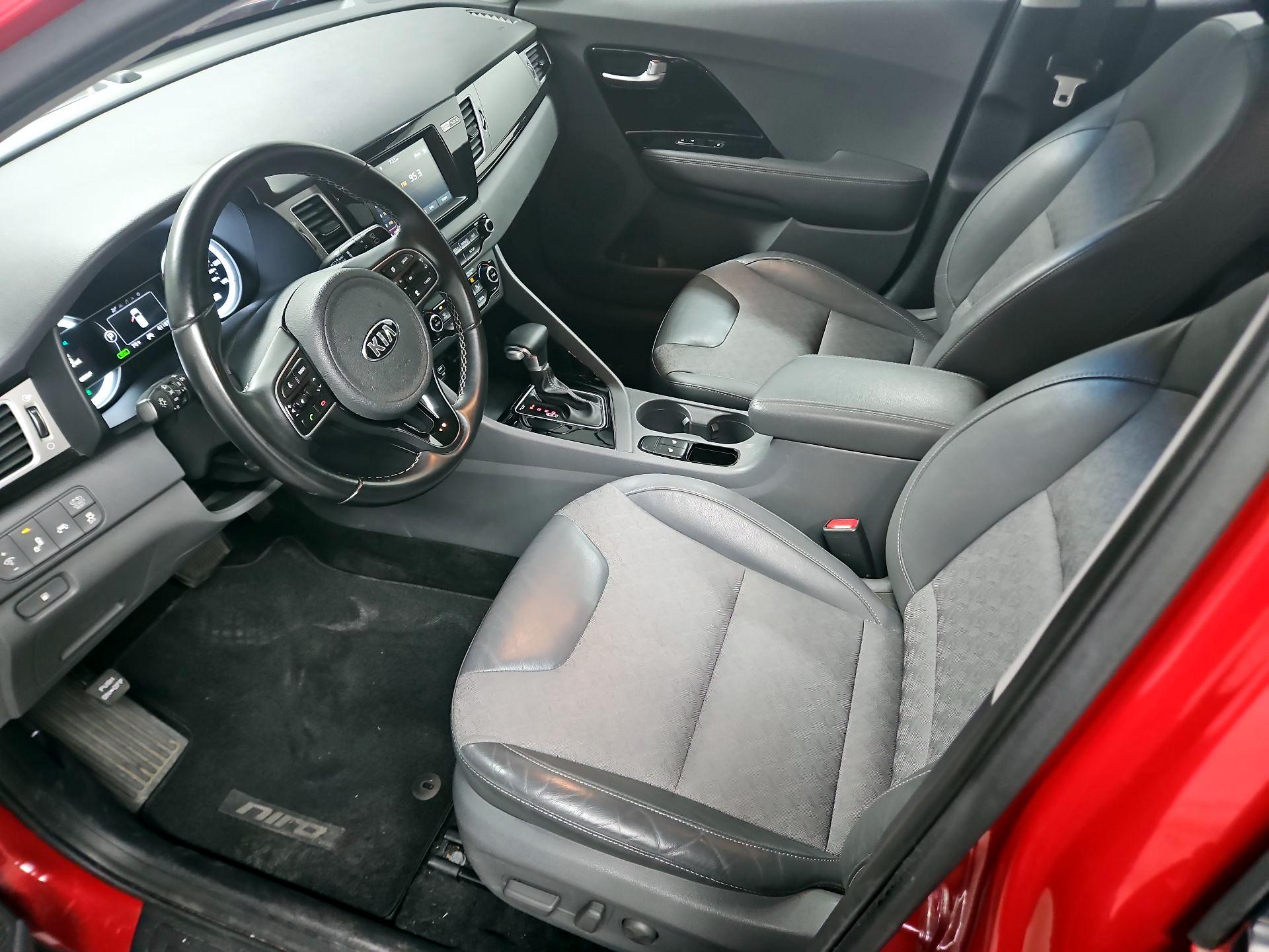 Thumbnail: 2019 Kia Niro - 11