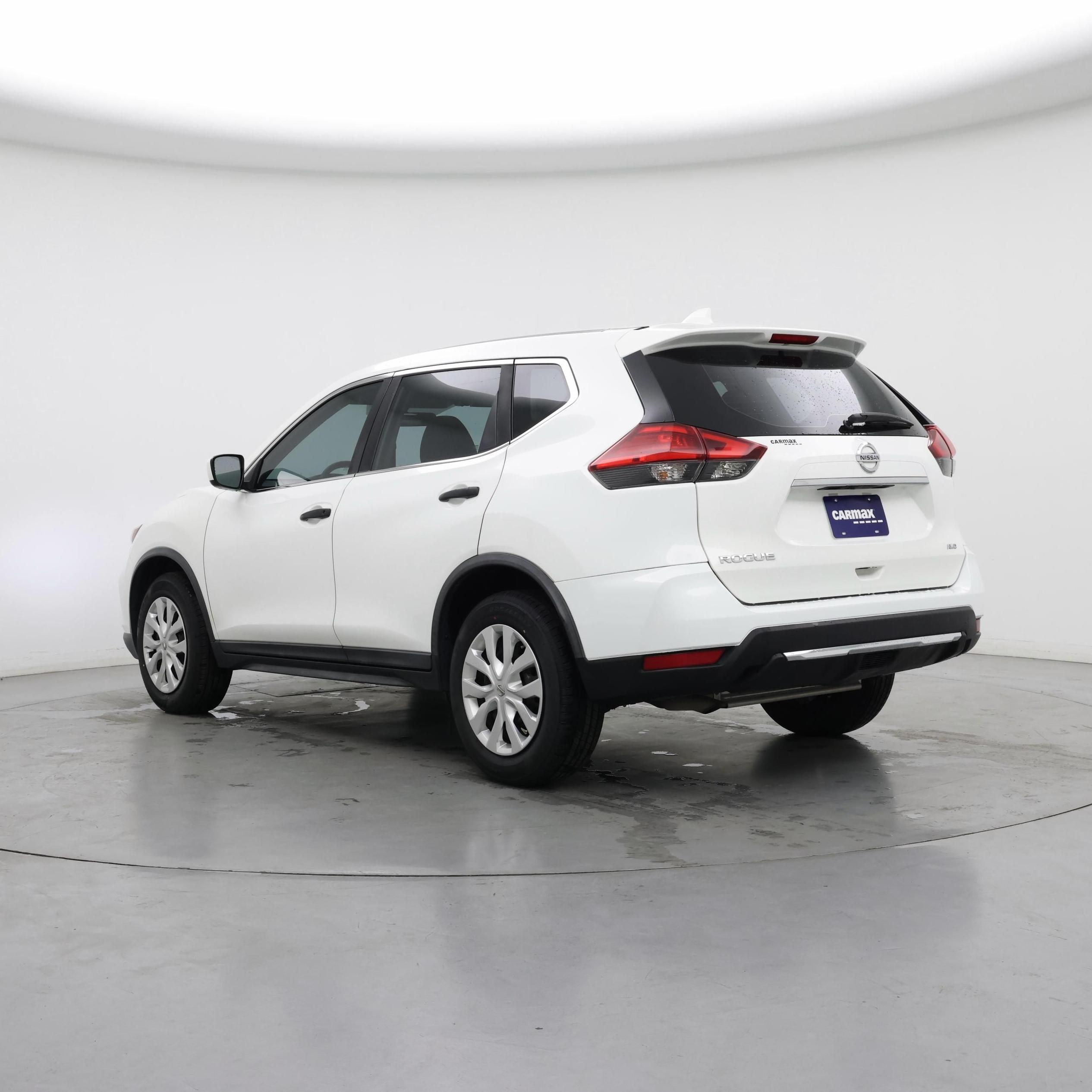 Thumbnail: 2017 Nissan Rogue - 2