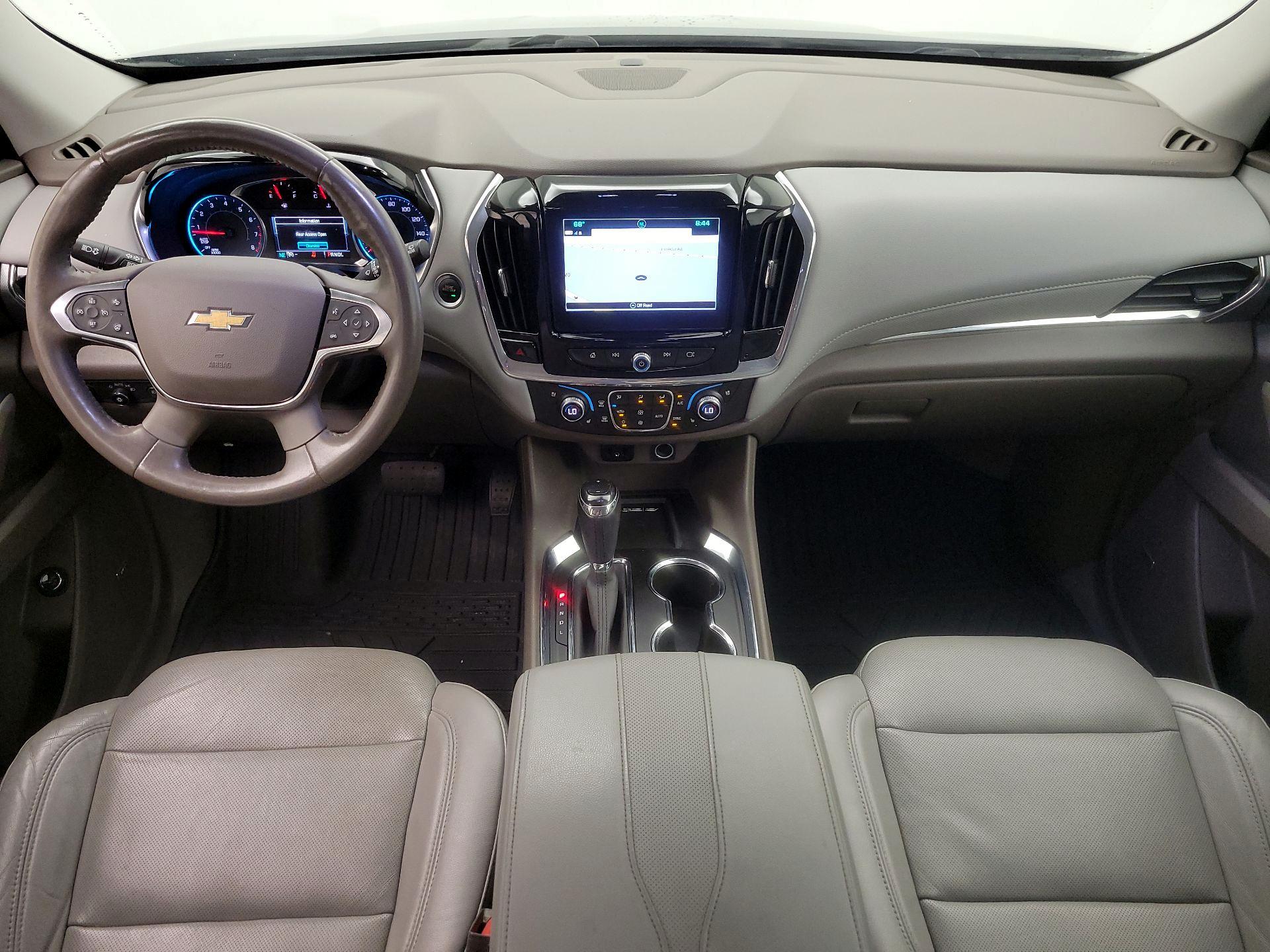 Thumbnail: 2018 Chevrolet Traverse - 9