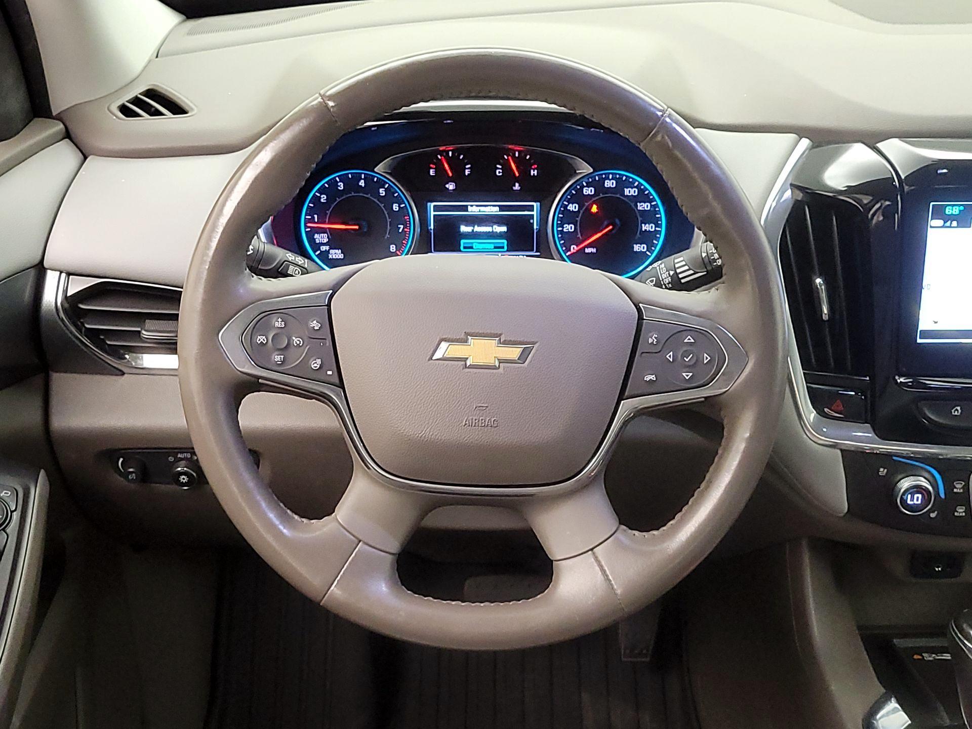 Thumbnail: 2018 Chevrolet Traverse - 10