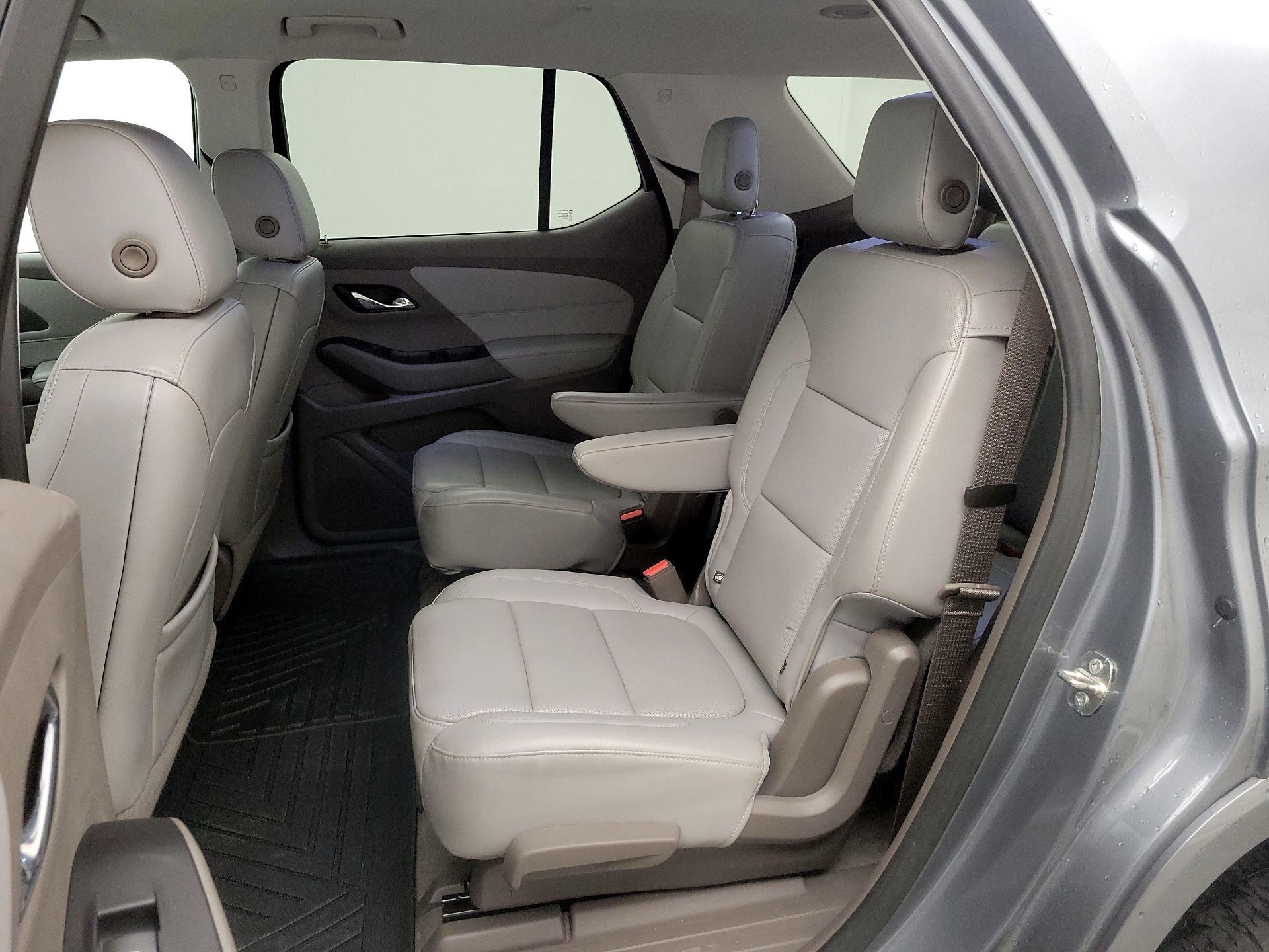 Thumbnail: 2018 Chevrolet Traverse - 20