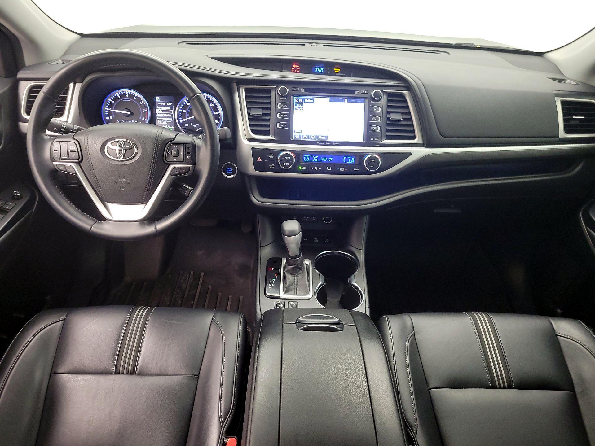 Thumbnail: 2018 Toyota Highlander - 9