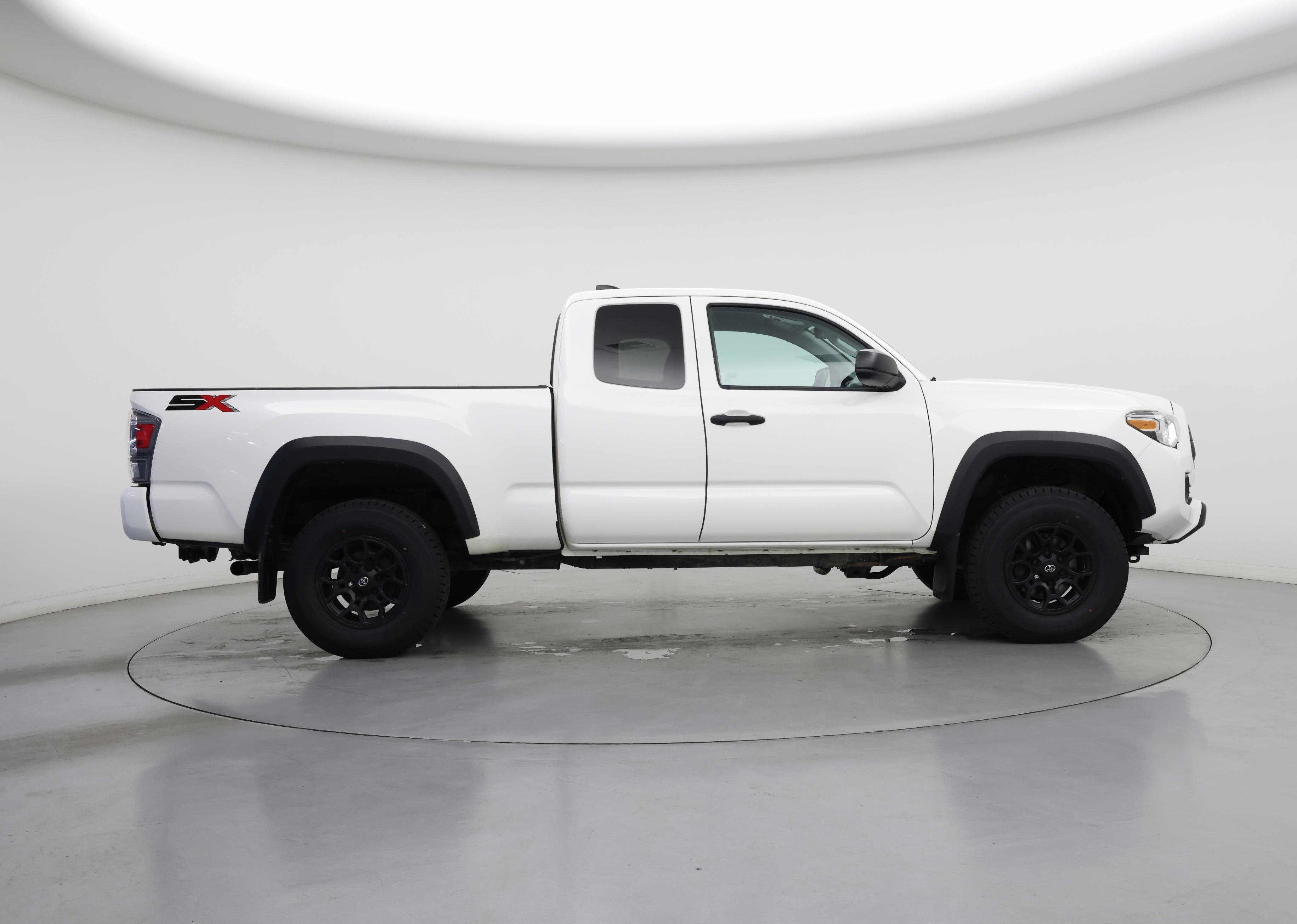 Thumbnail: 2021 Toyota Tacoma - 7