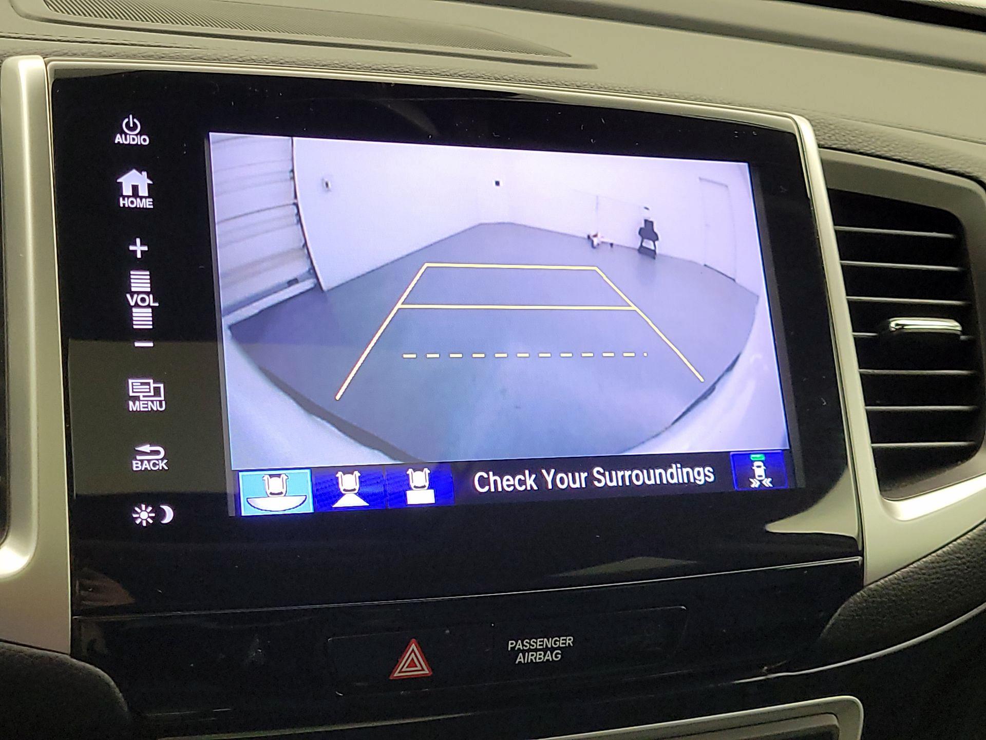 Thumbnail: 2019 Honda Ridgeline - 15