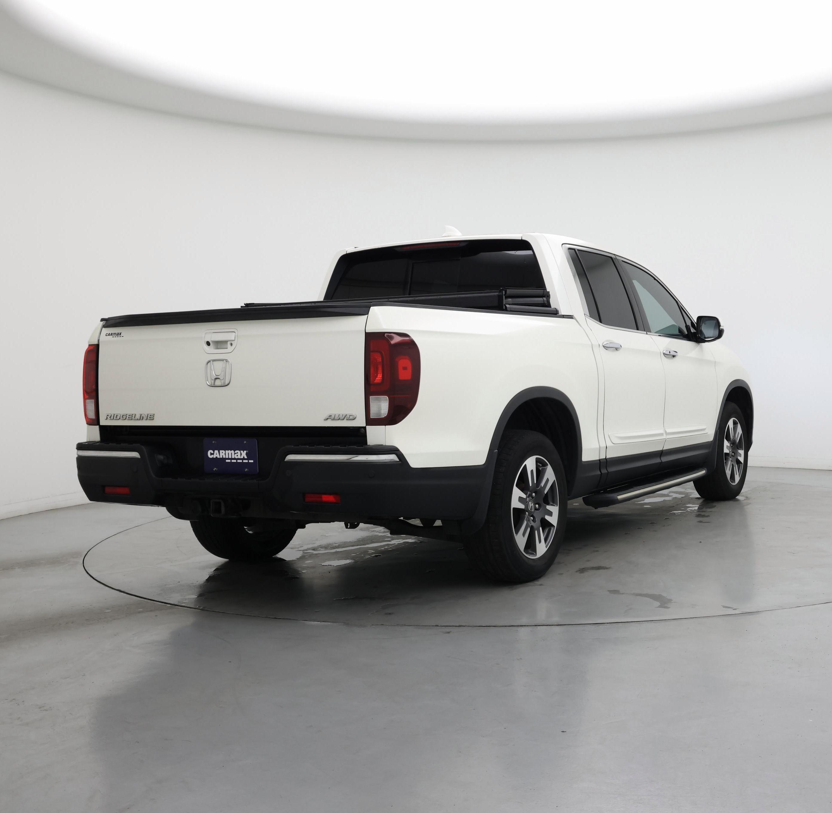 Thumbnail: 2019 Honda Ridgeline - 8