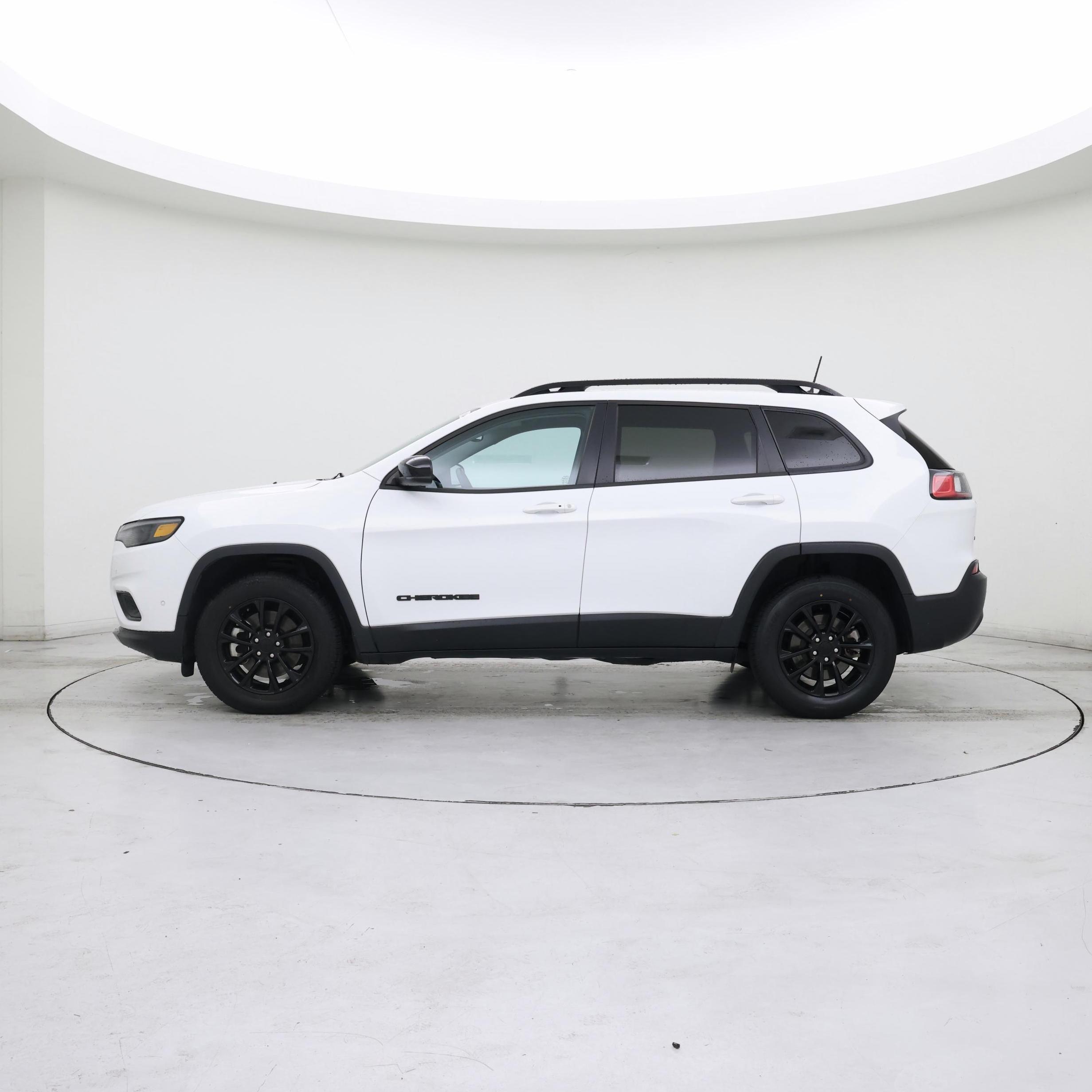 Thumbnail: 2023 Jeep Cherokee - 3