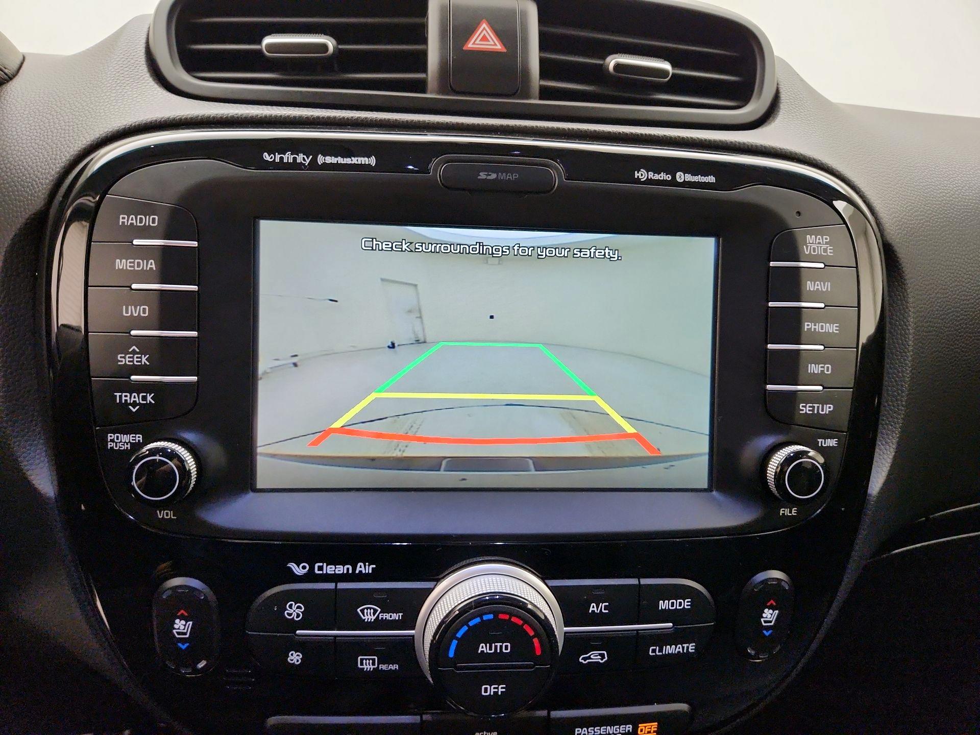 Thumbnail: 2016 Kia Soul - 15