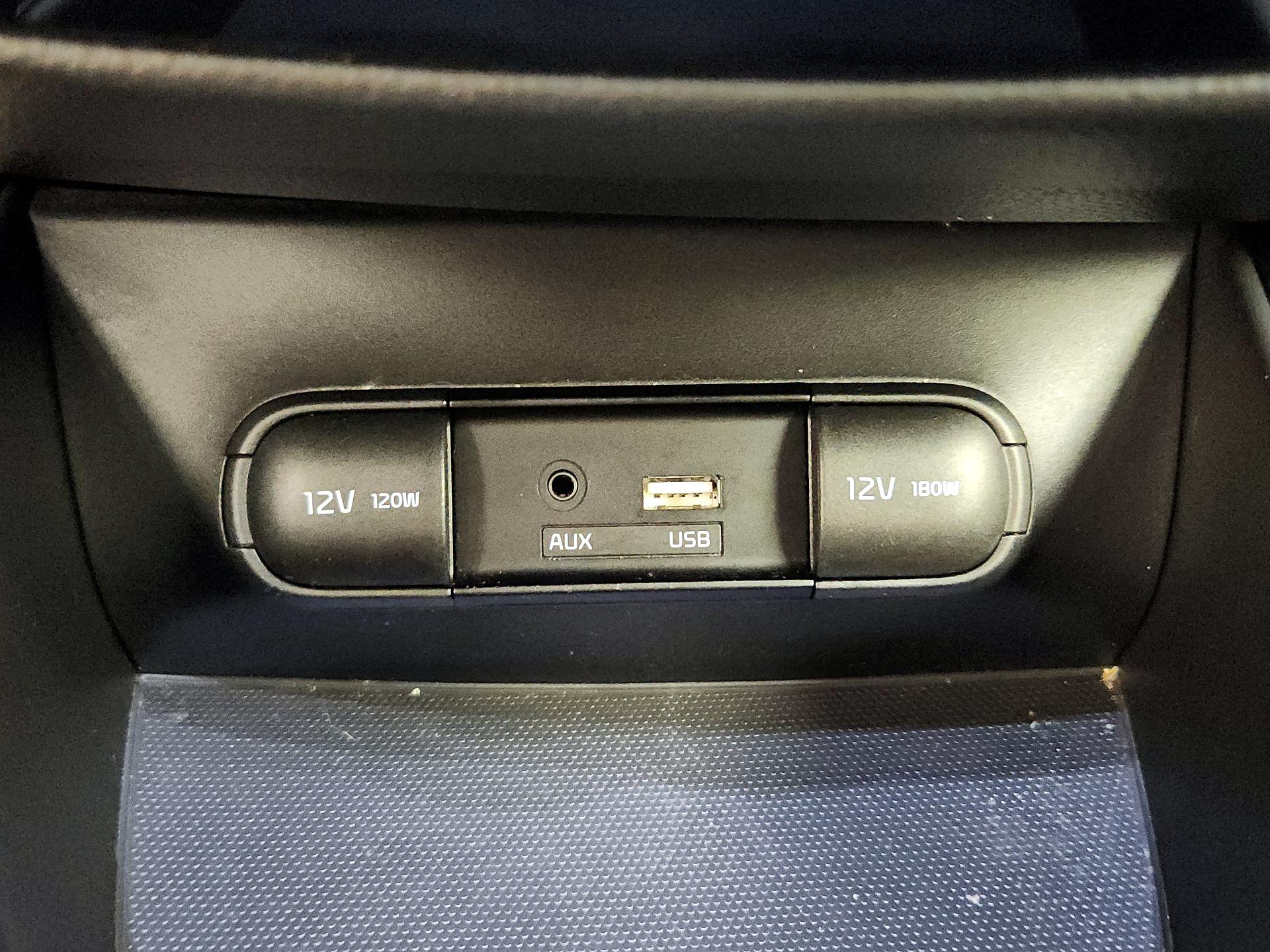 Thumbnail: 2016 Kia Soul - 19