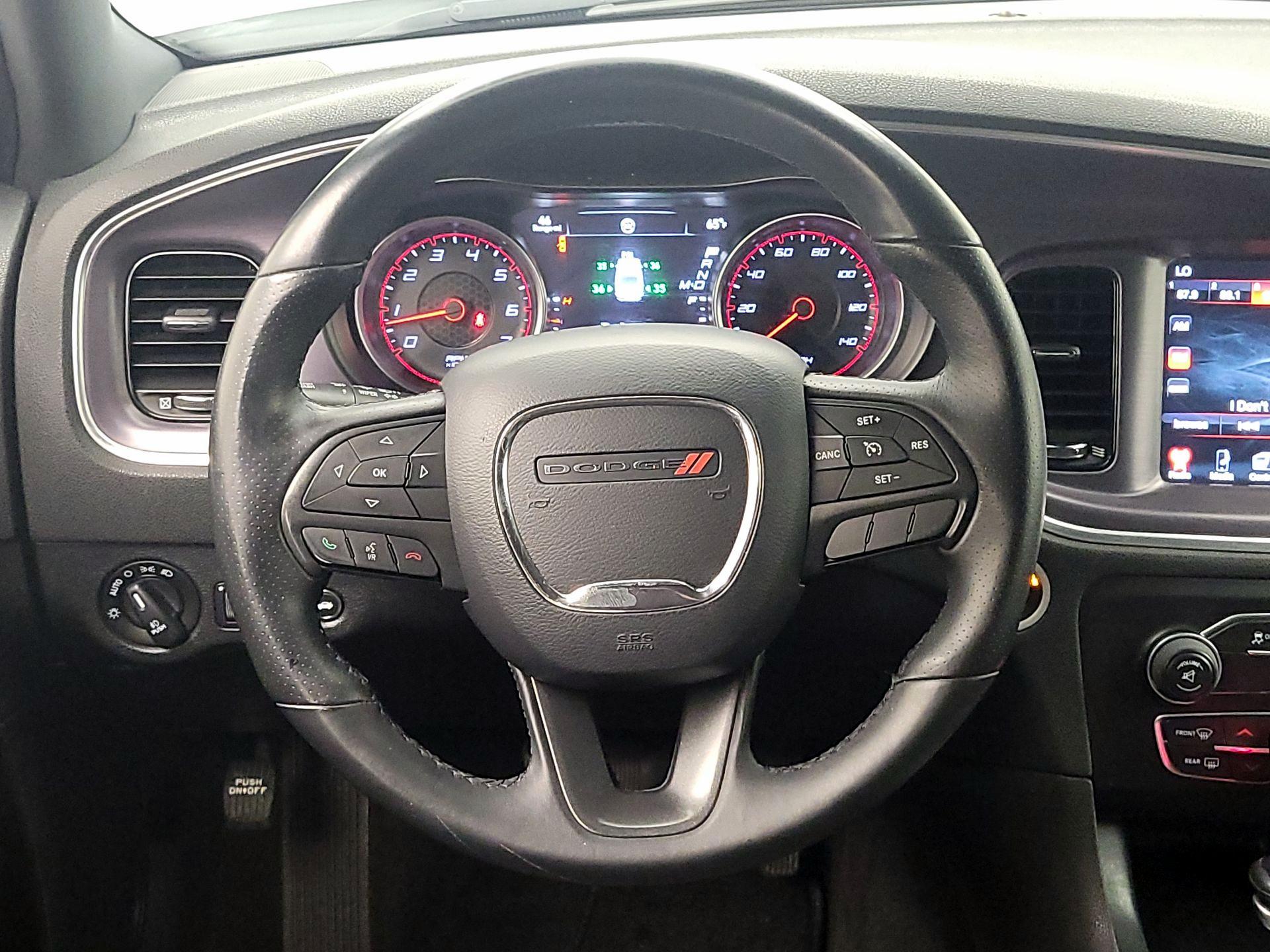 Thumbnail: 2016 Dodge Charger - 10