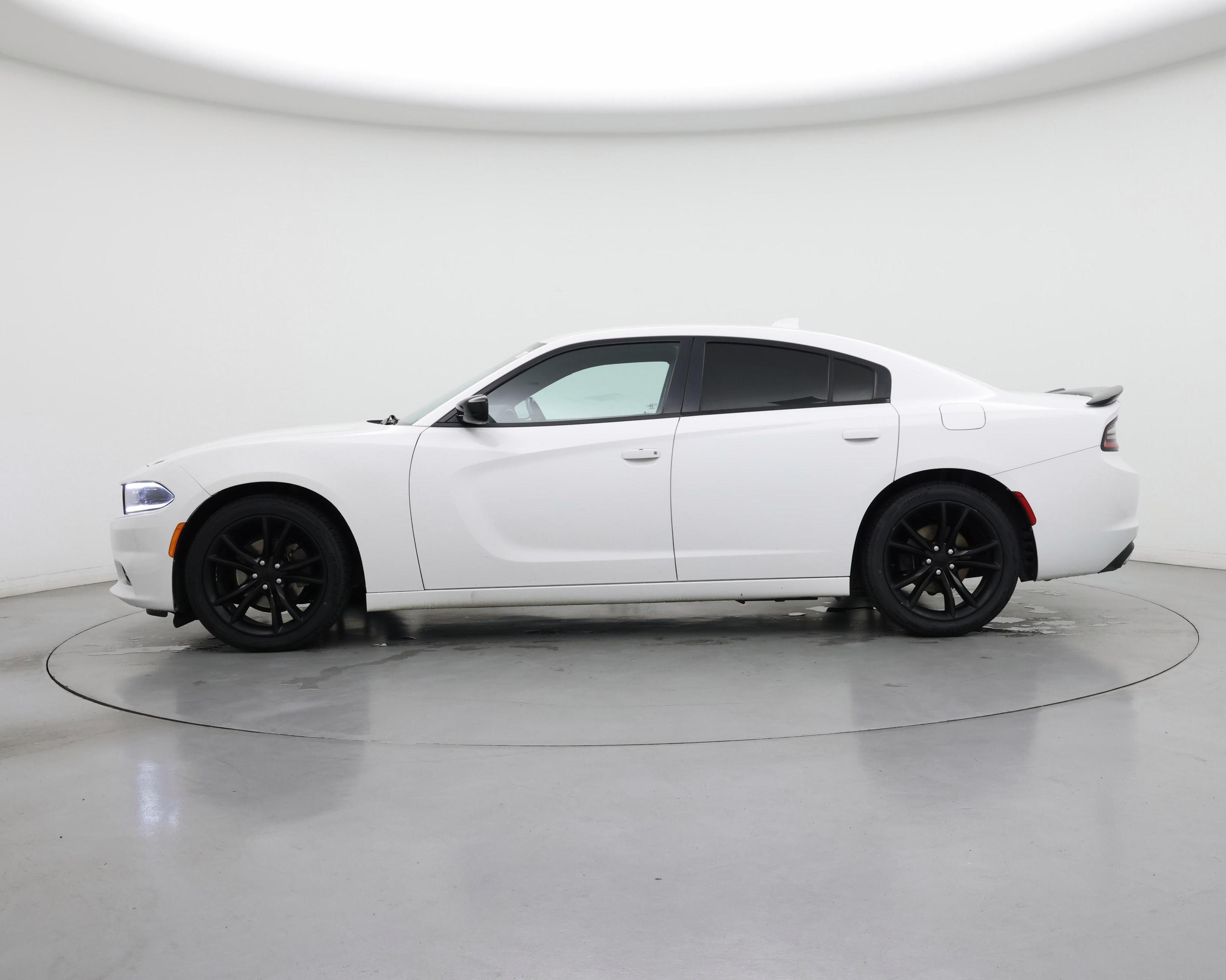 Thumbnail: 2016 Dodge Charger - 3