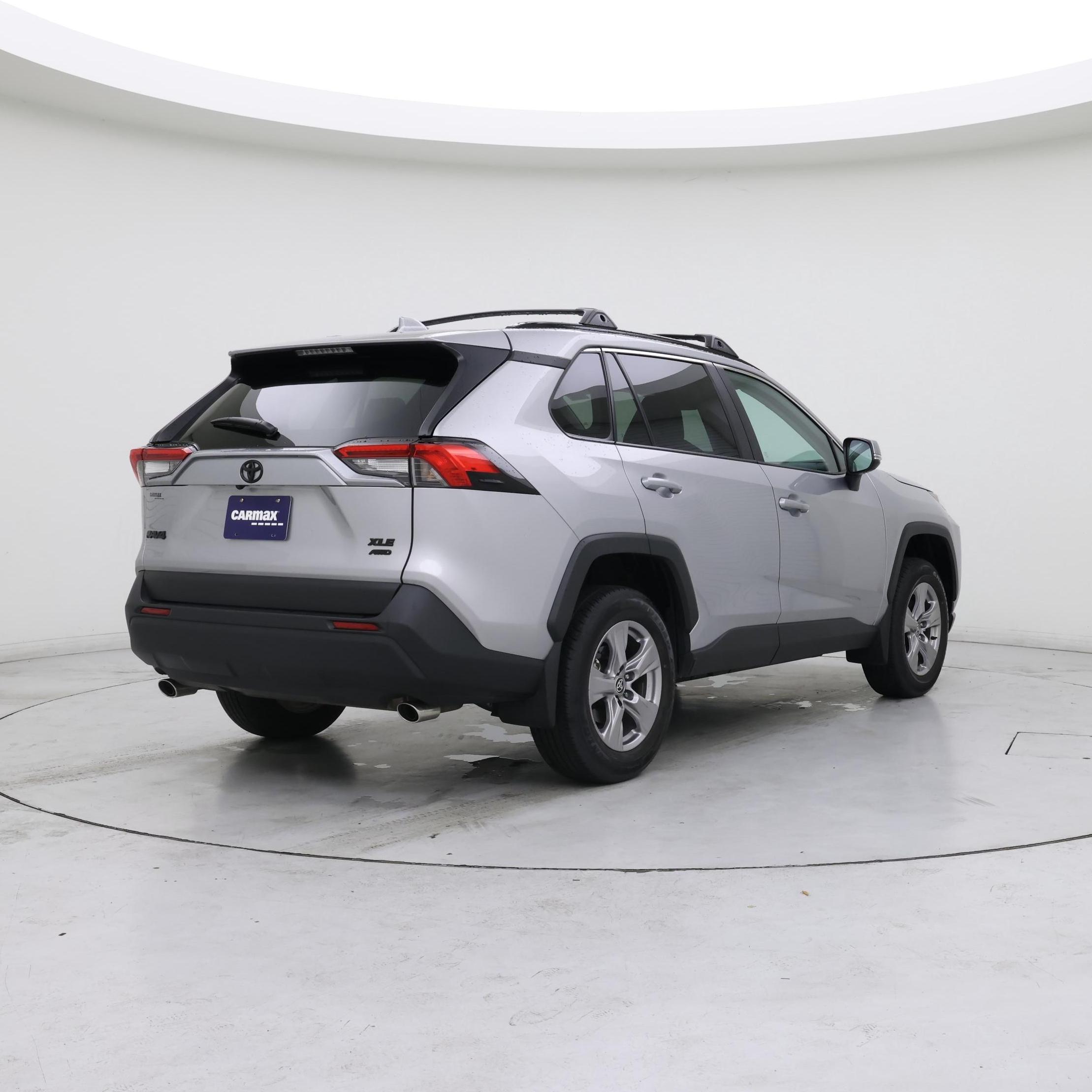 Thumbnail: 2024 Toyota RAV4 - 8