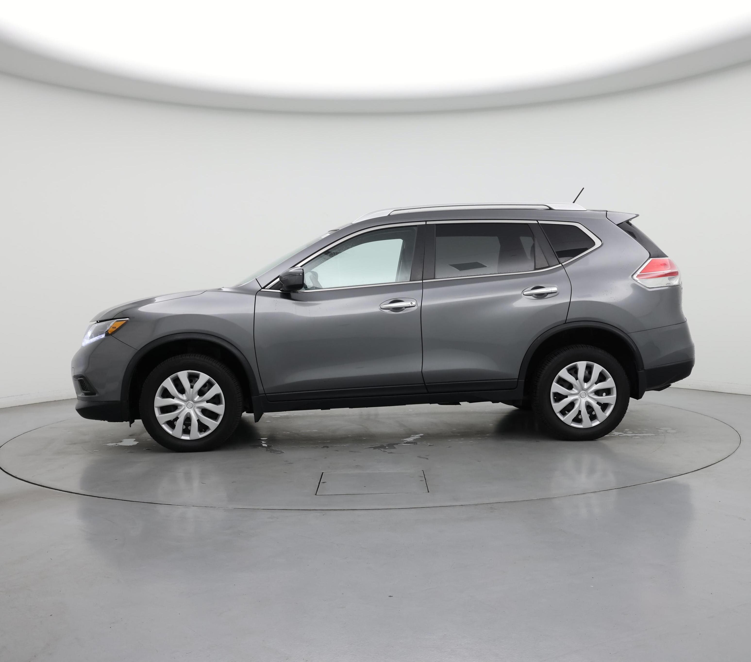 Thumbnail: 2016 Nissan Rogue - 3