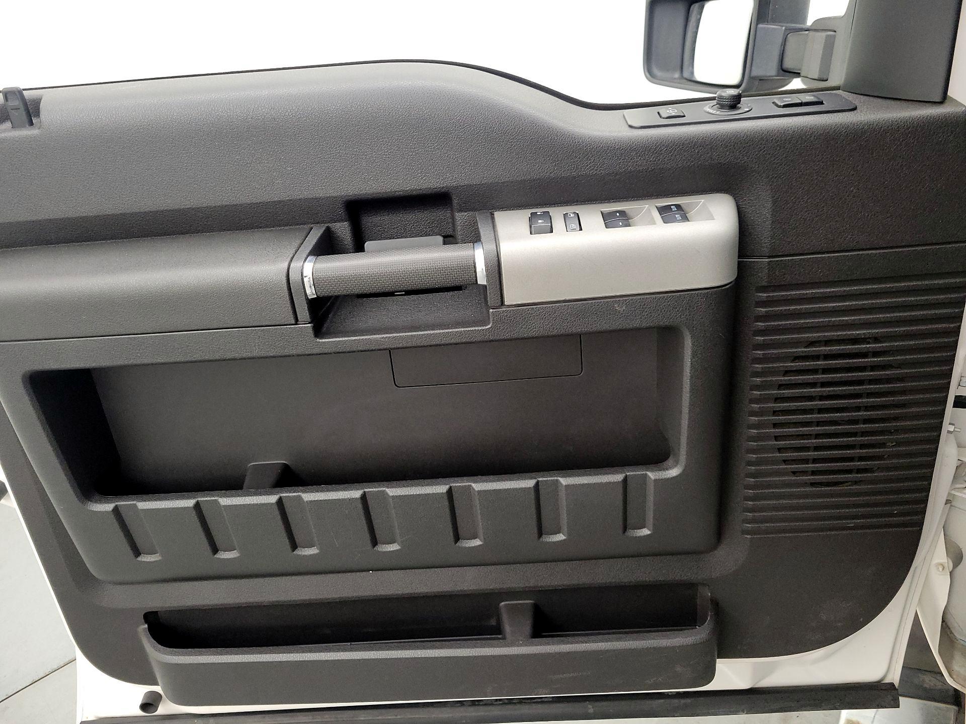 Thumbnail: 2016 Ford F-250 - 12