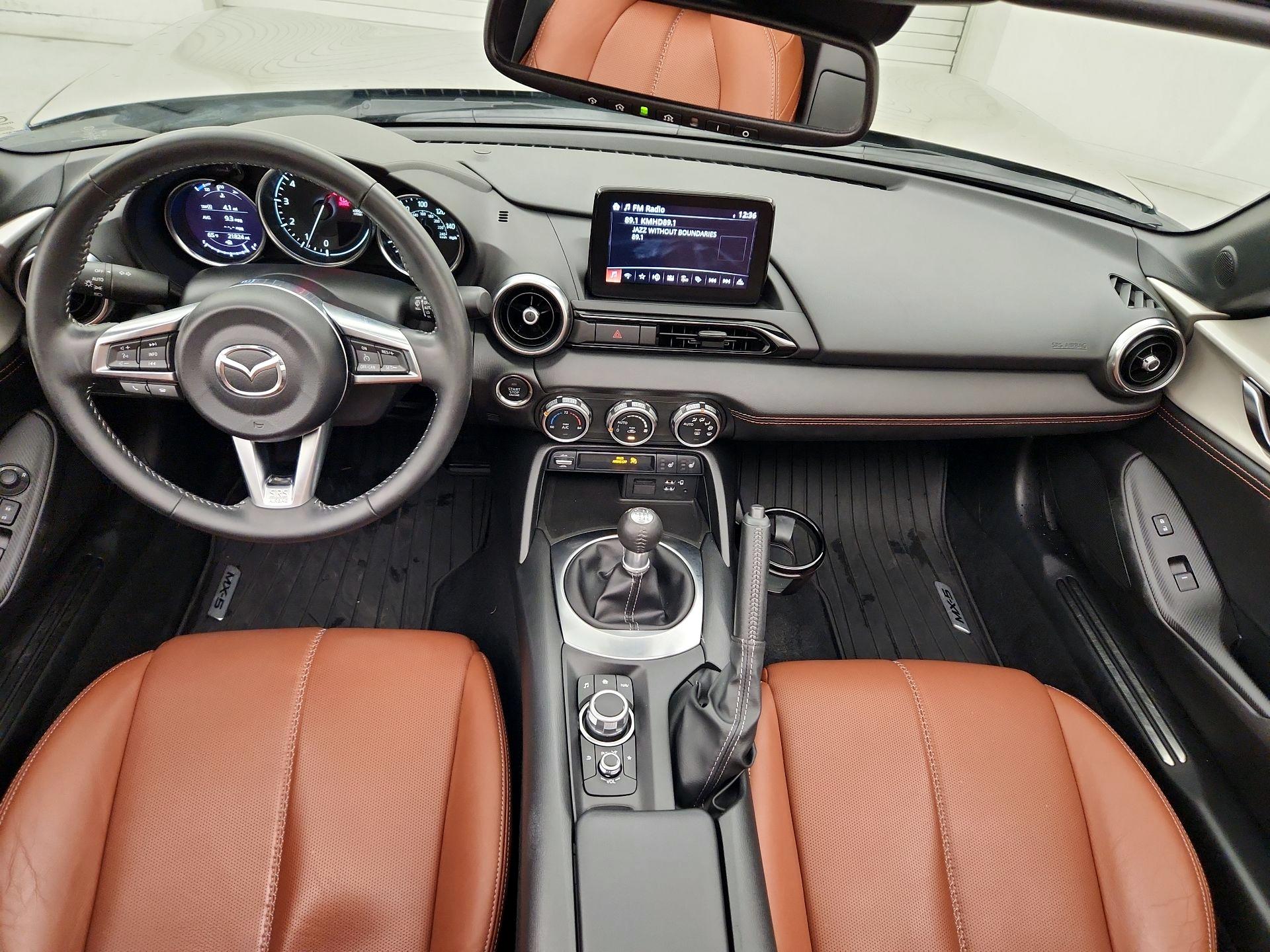 Thumbnail: 2022 Mazda MX-5 Miata - 9