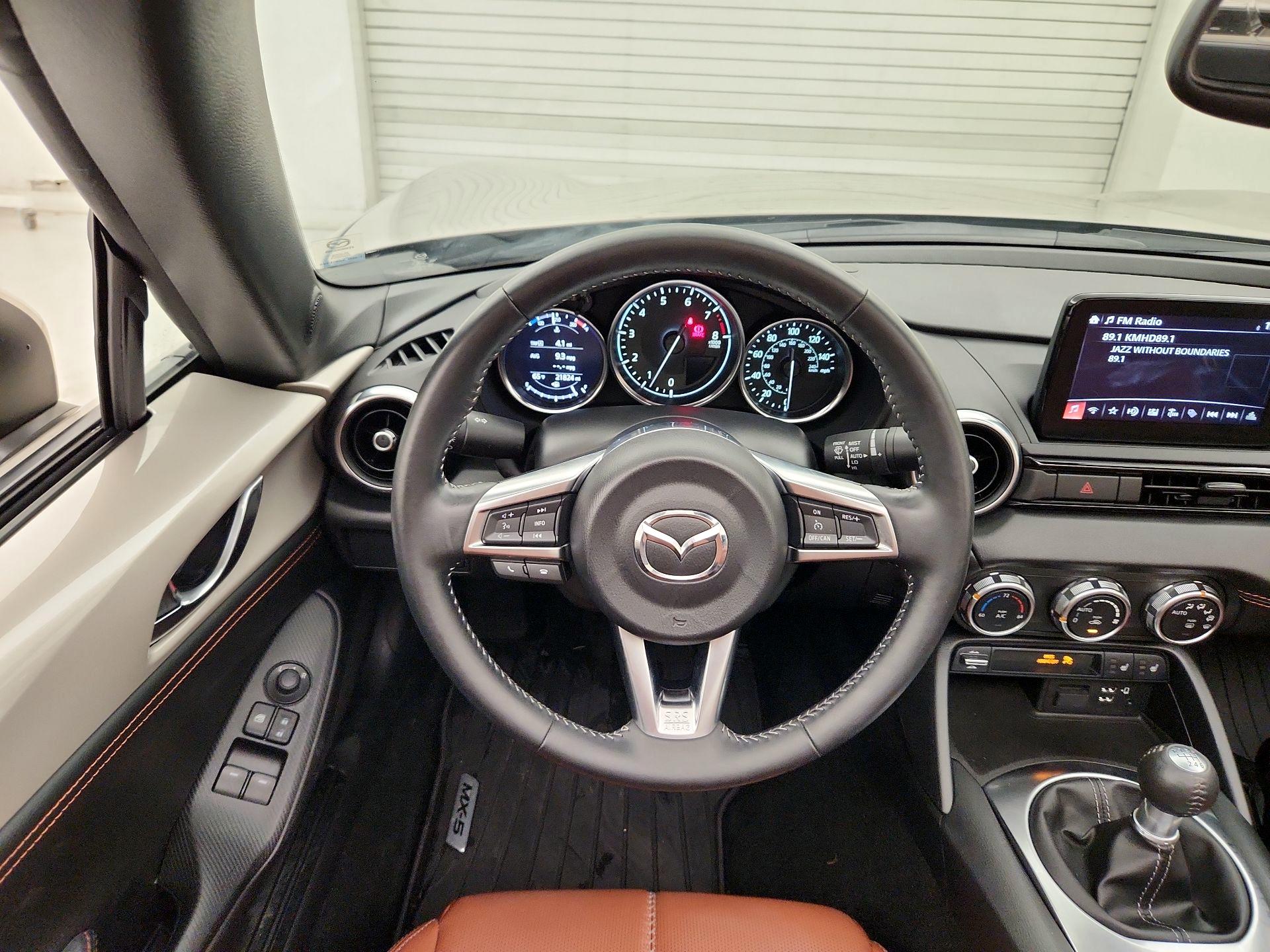Thumbnail: 2022 Mazda MX-5 Miata - 10