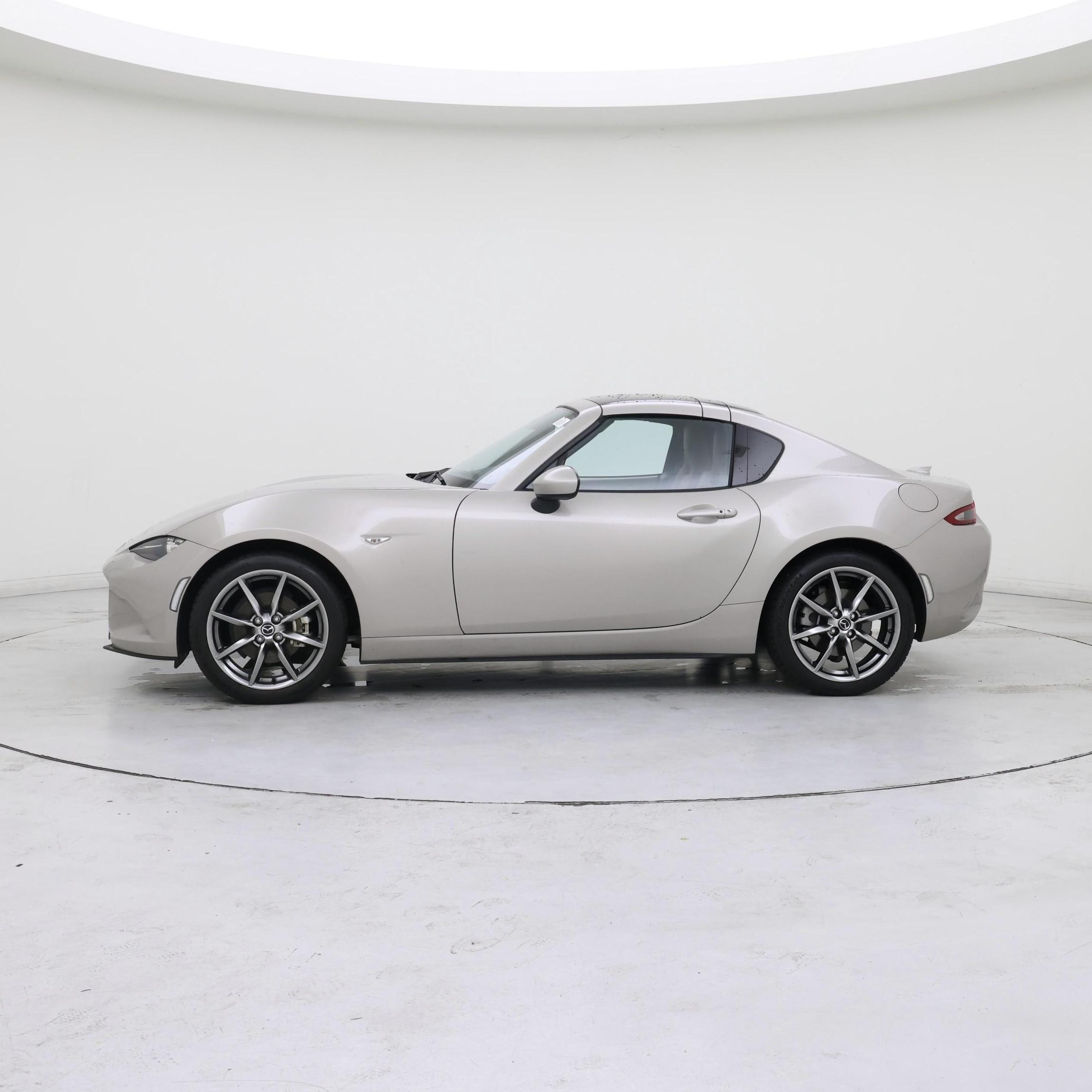Thumbnail: 2022 Mazda MX-5 Miata - 3