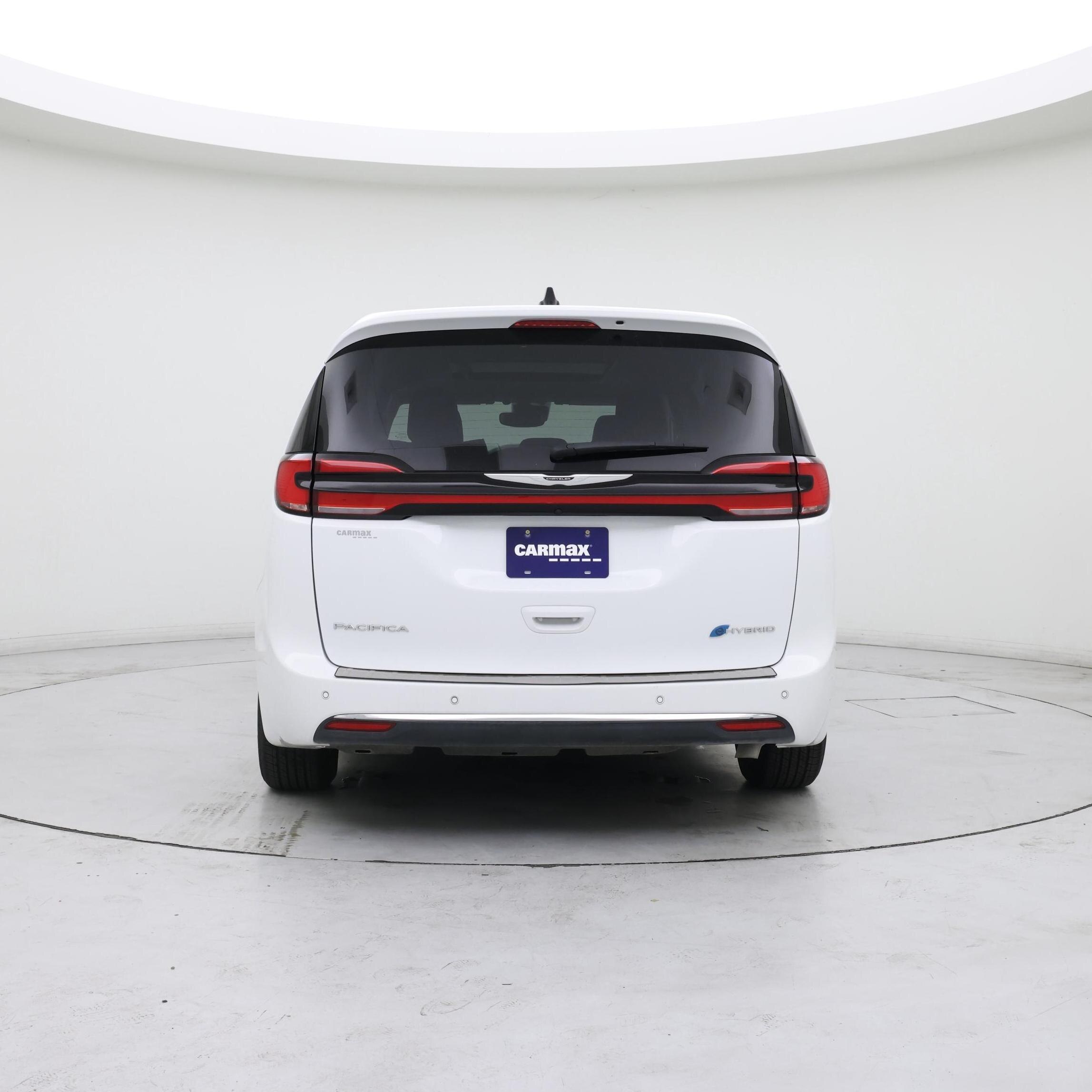 Thumbnail: 2023 Chrysler Pacifica - 6