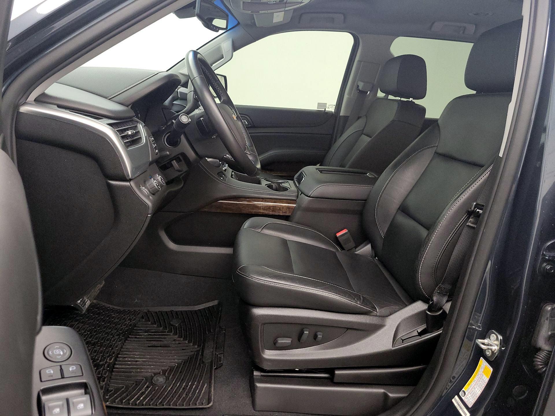 Thumbnail: 2019 Chevrolet Tahoe - 11