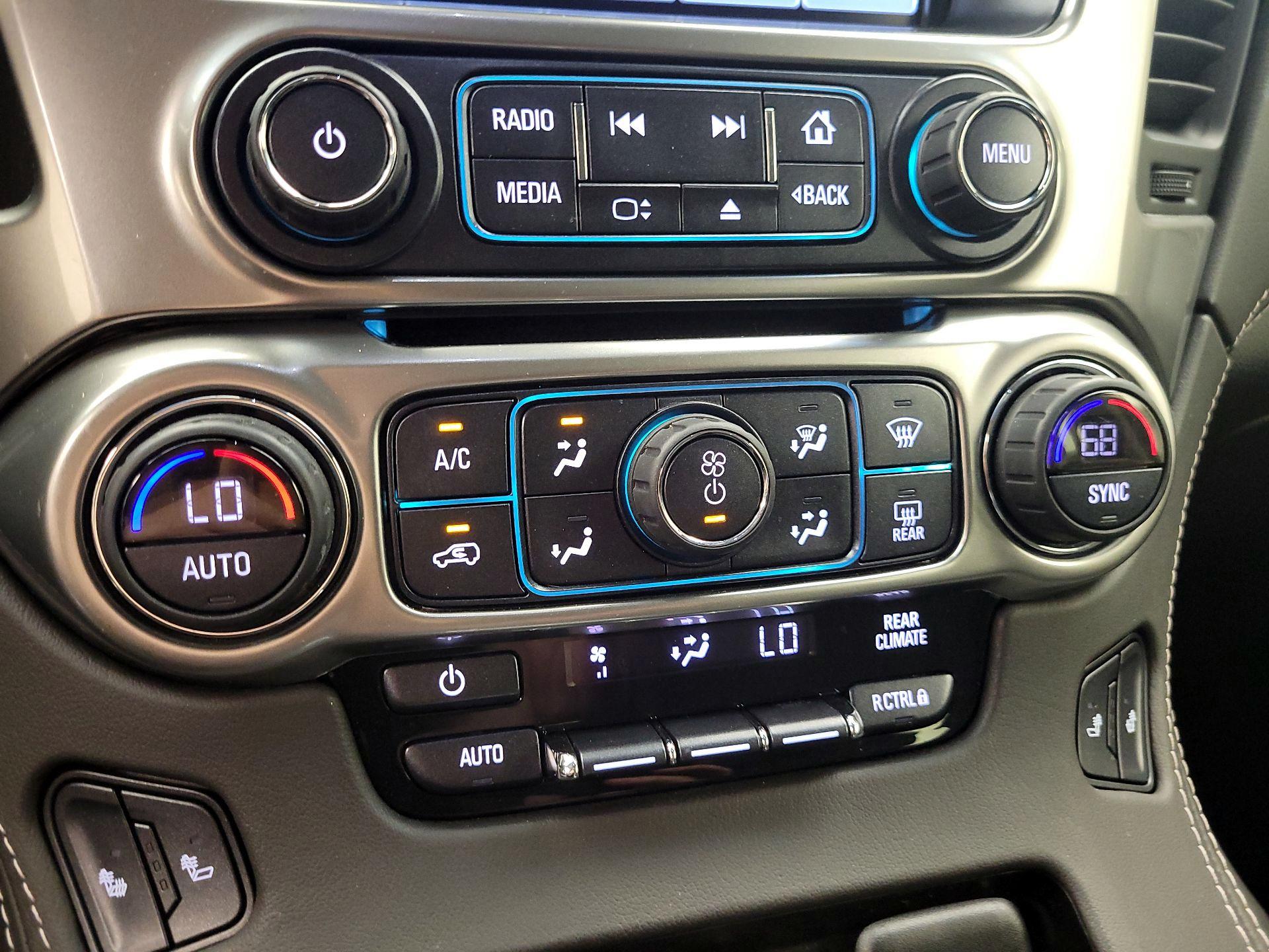 Thumbnail: 2019 Chevrolet Tahoe - 16