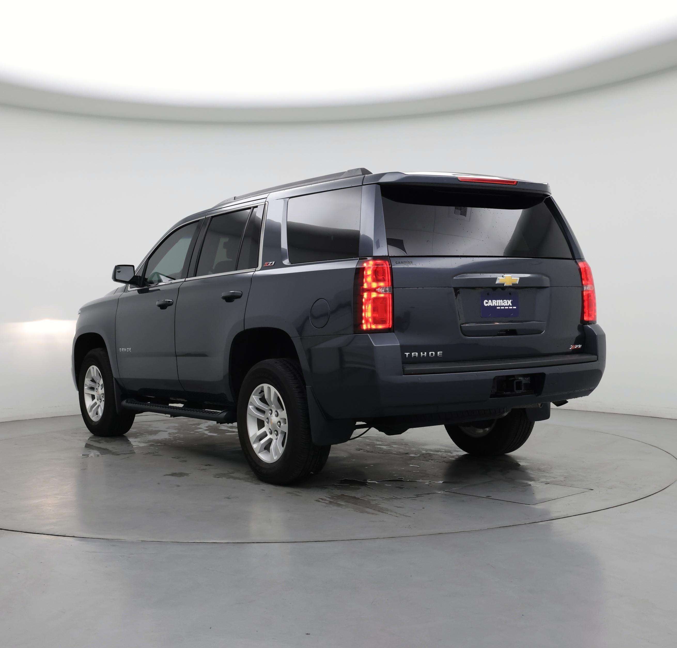 Thumbnail: 2019 Chevrolet Tahoe - 2