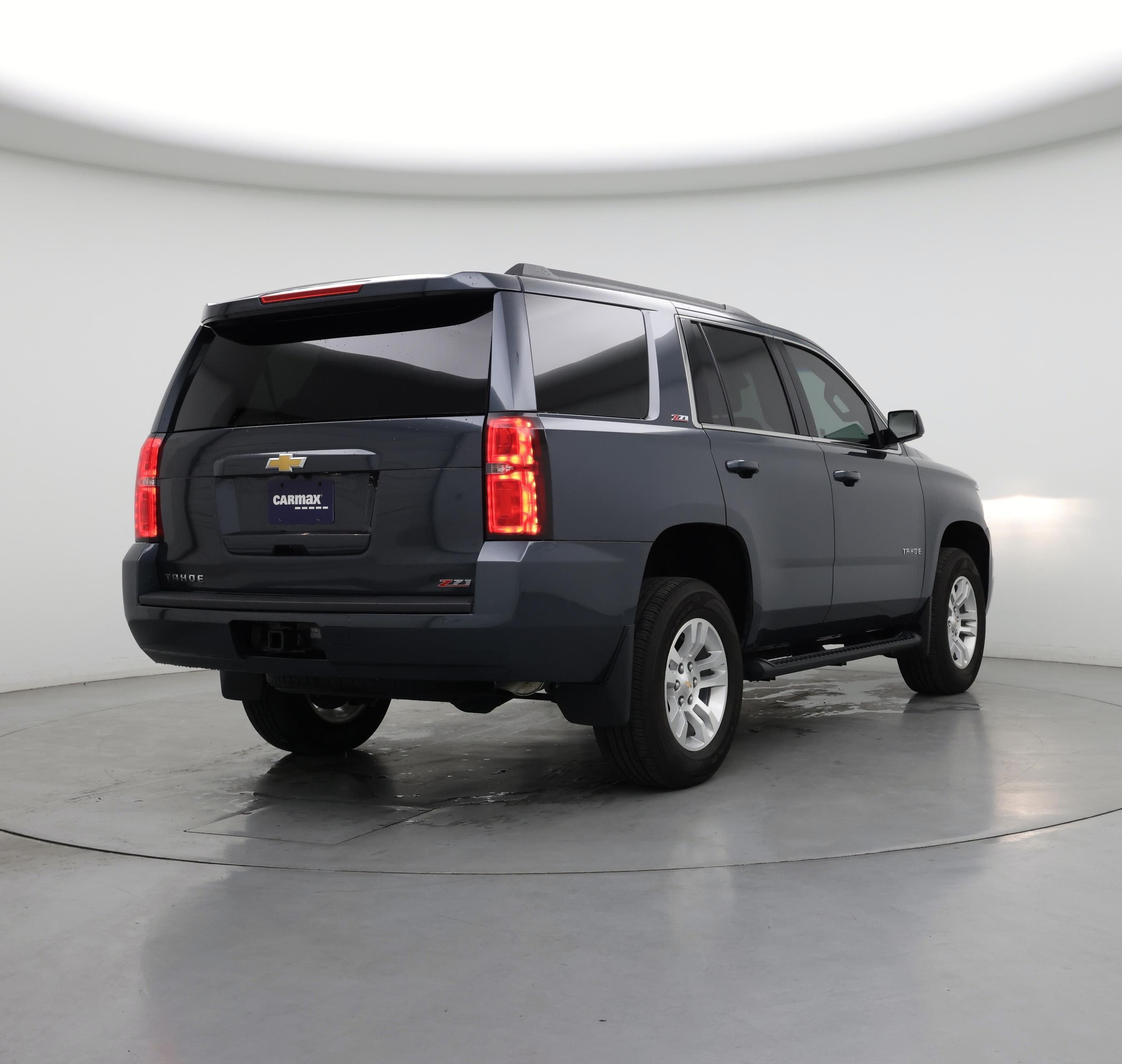 Thumbnail: 2019 Chevrolet Tahoe - 8