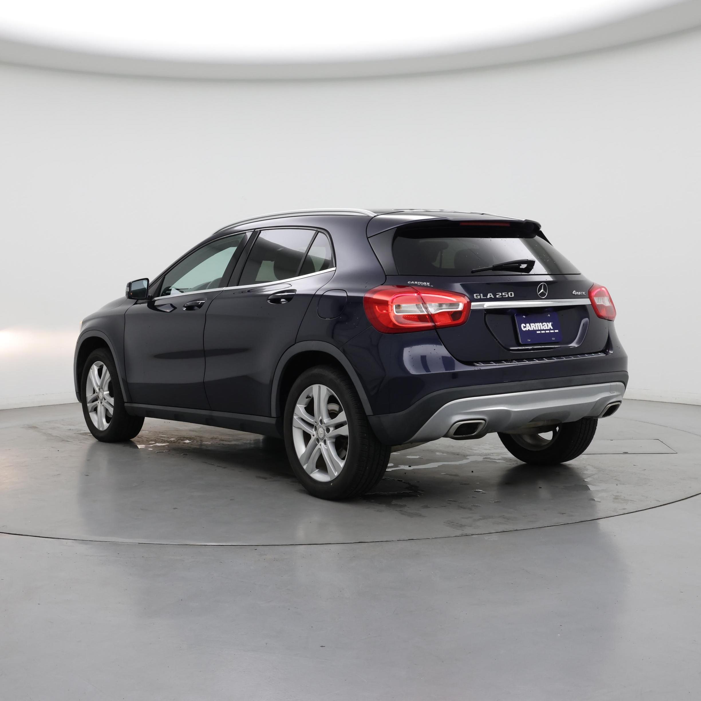 Thumbnail: 2017 Mercedes-Benz GLA - 2