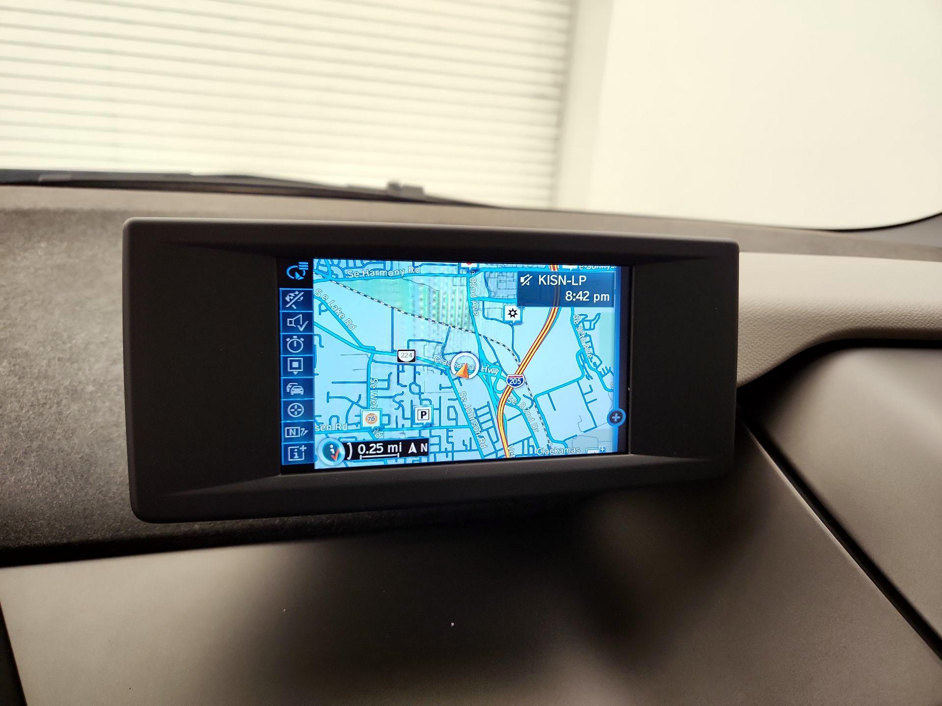 Thumbnail: 2017 BMW i3 - 14