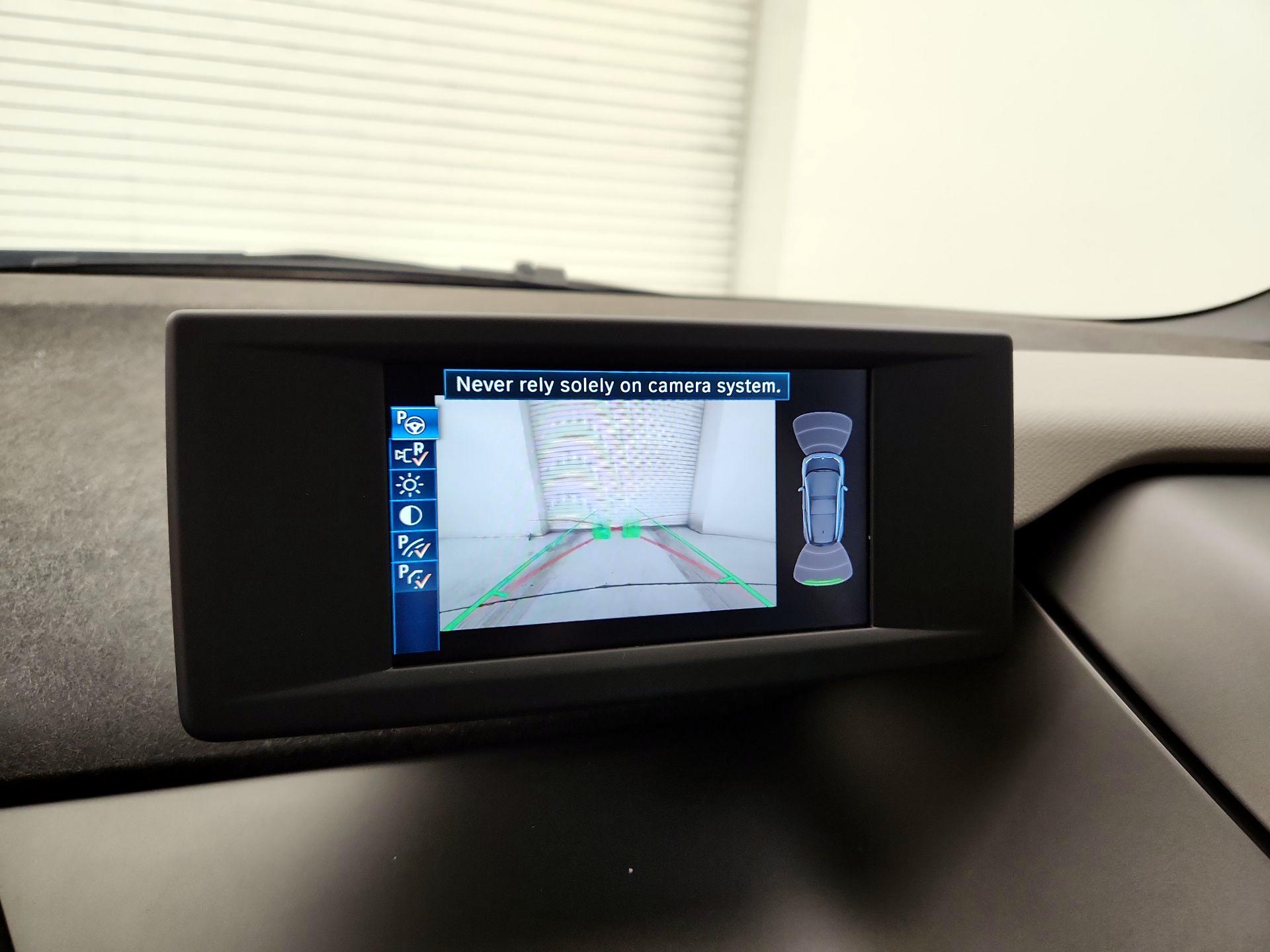 Thumbnail: 2017 BMW i3 - 15