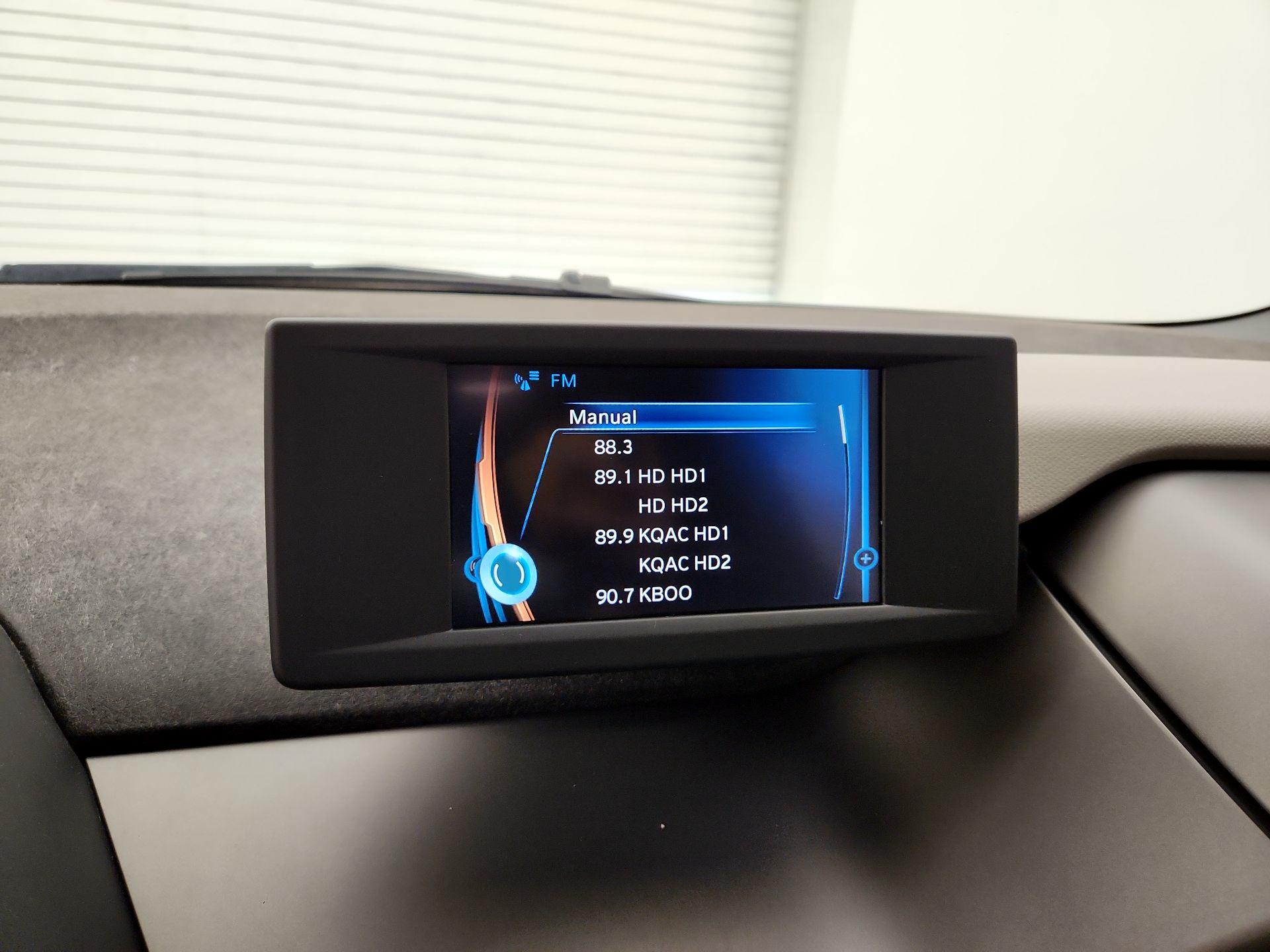 Thumbnail: 2017 BMW i3 - 16