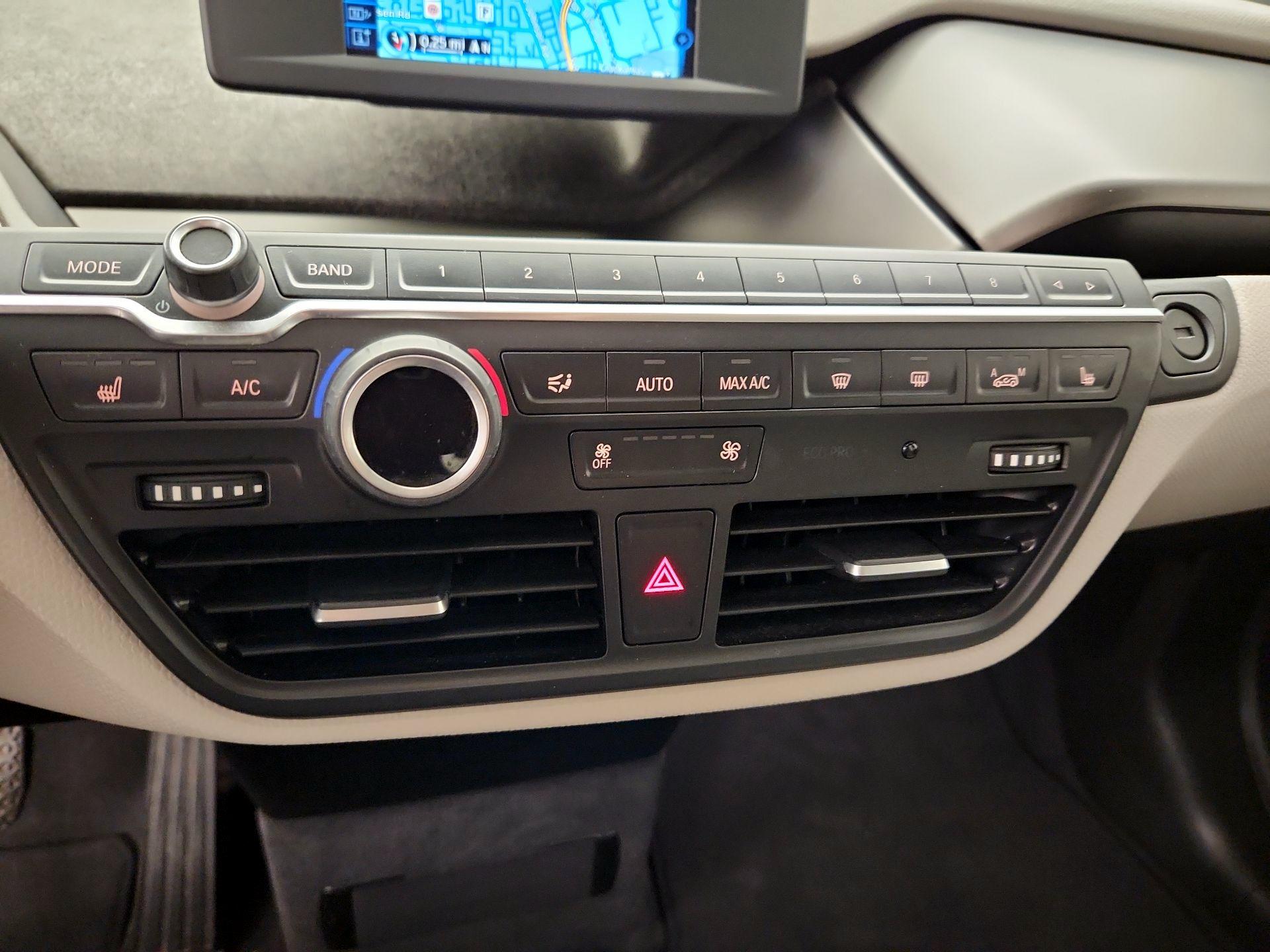 Thumbnail: 2017 BMW i3 - 17