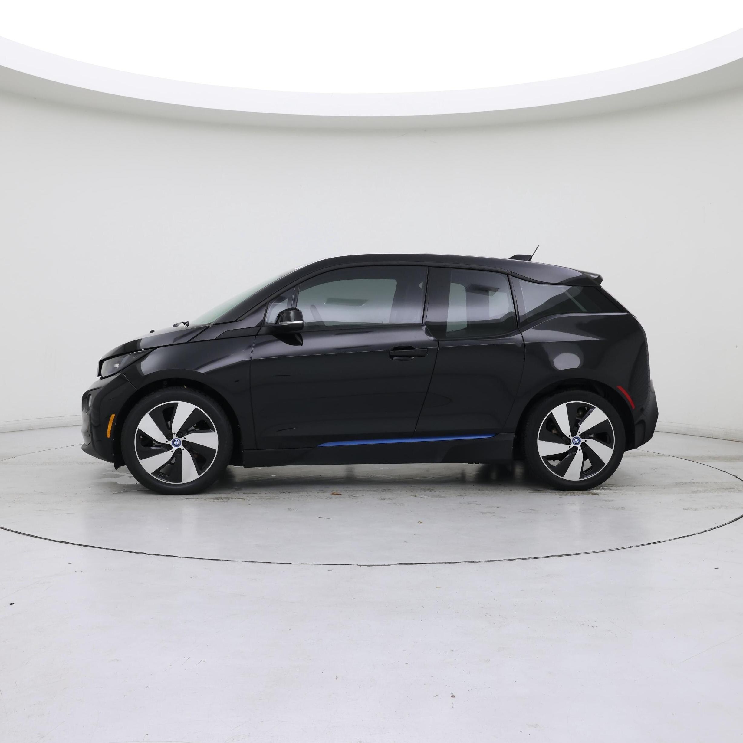Thumbnail: 2017 BMW i3 - 3