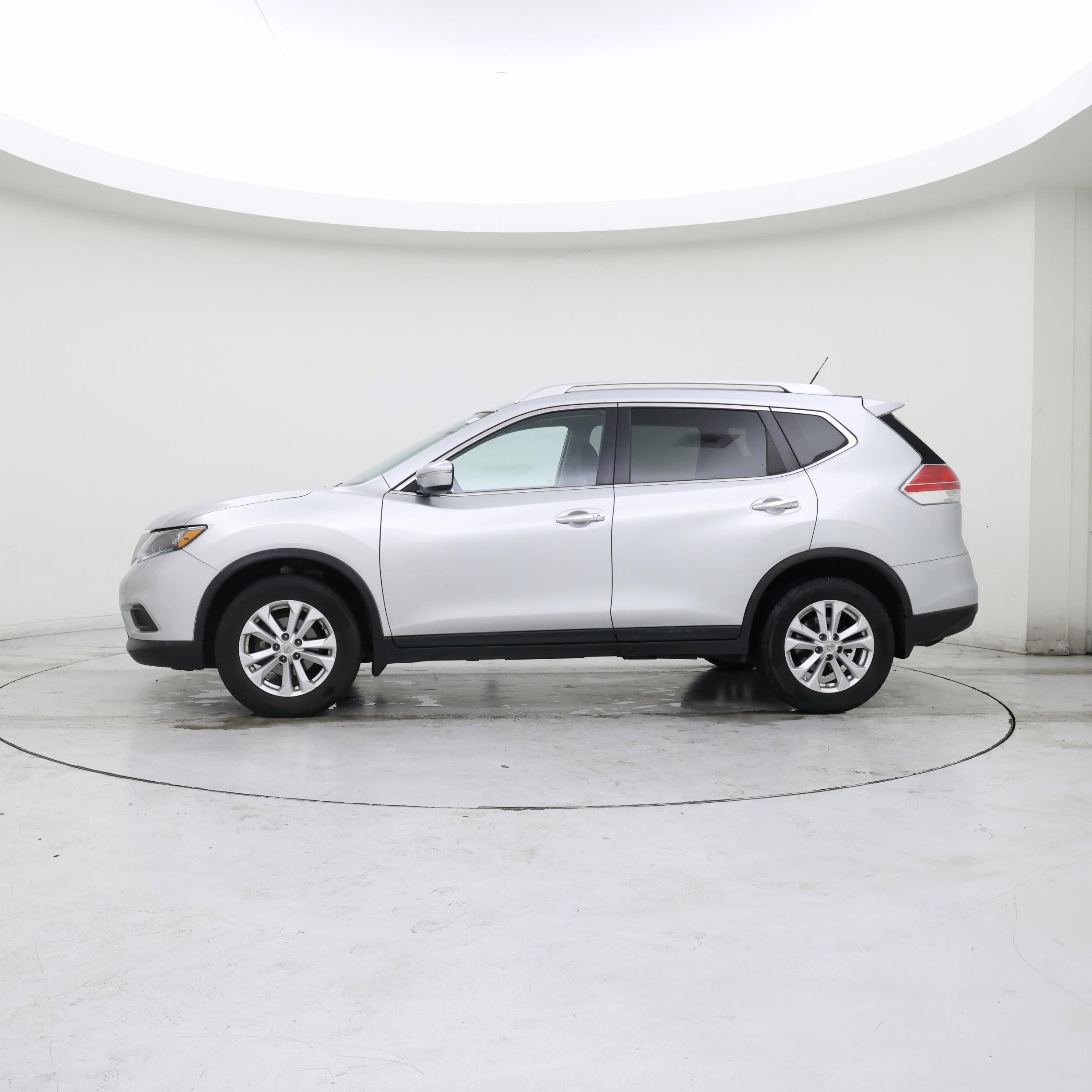 Thumbnail: 2015 Nissan Rogue - 3