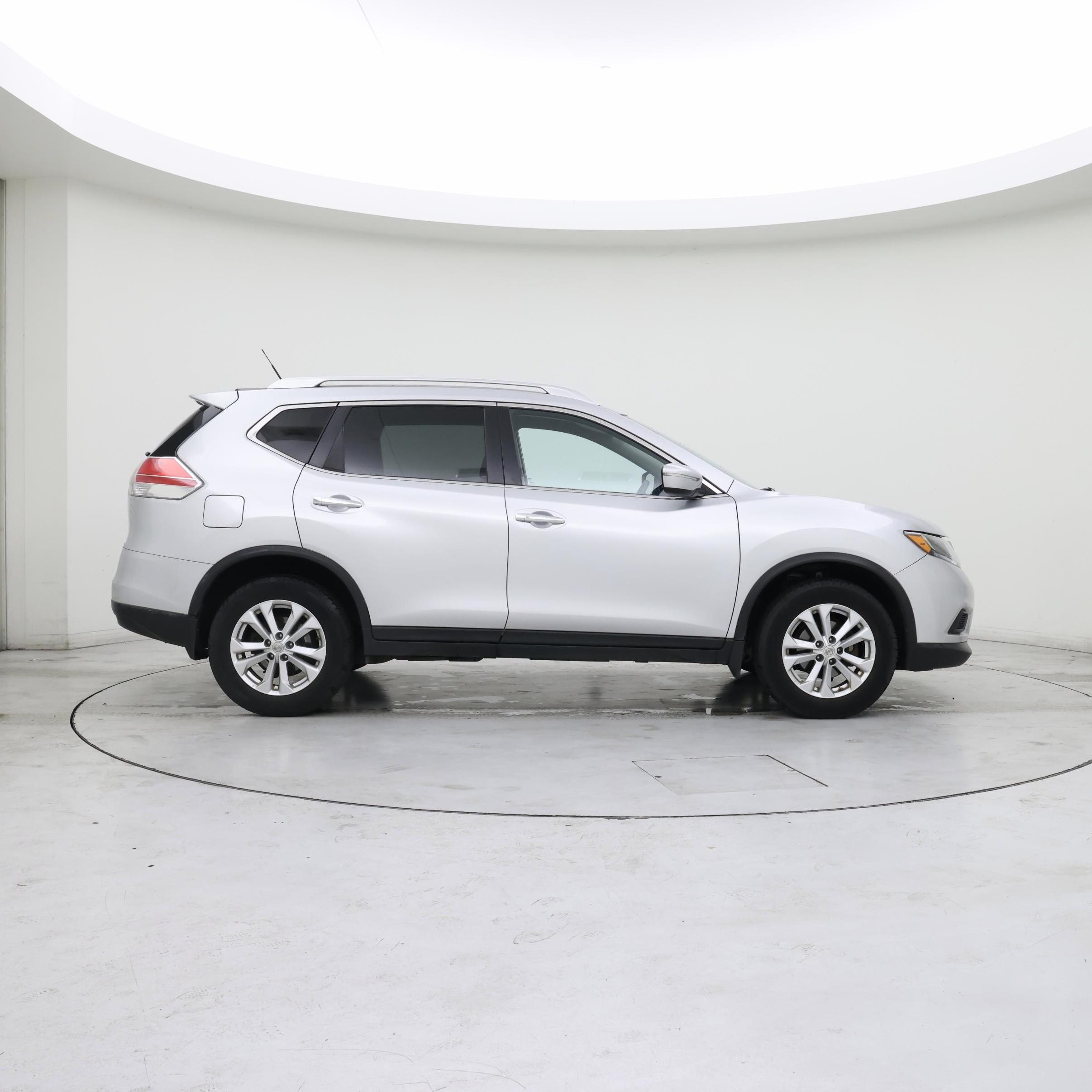 Thumbnail: 2015 Nissan Rogue - 7