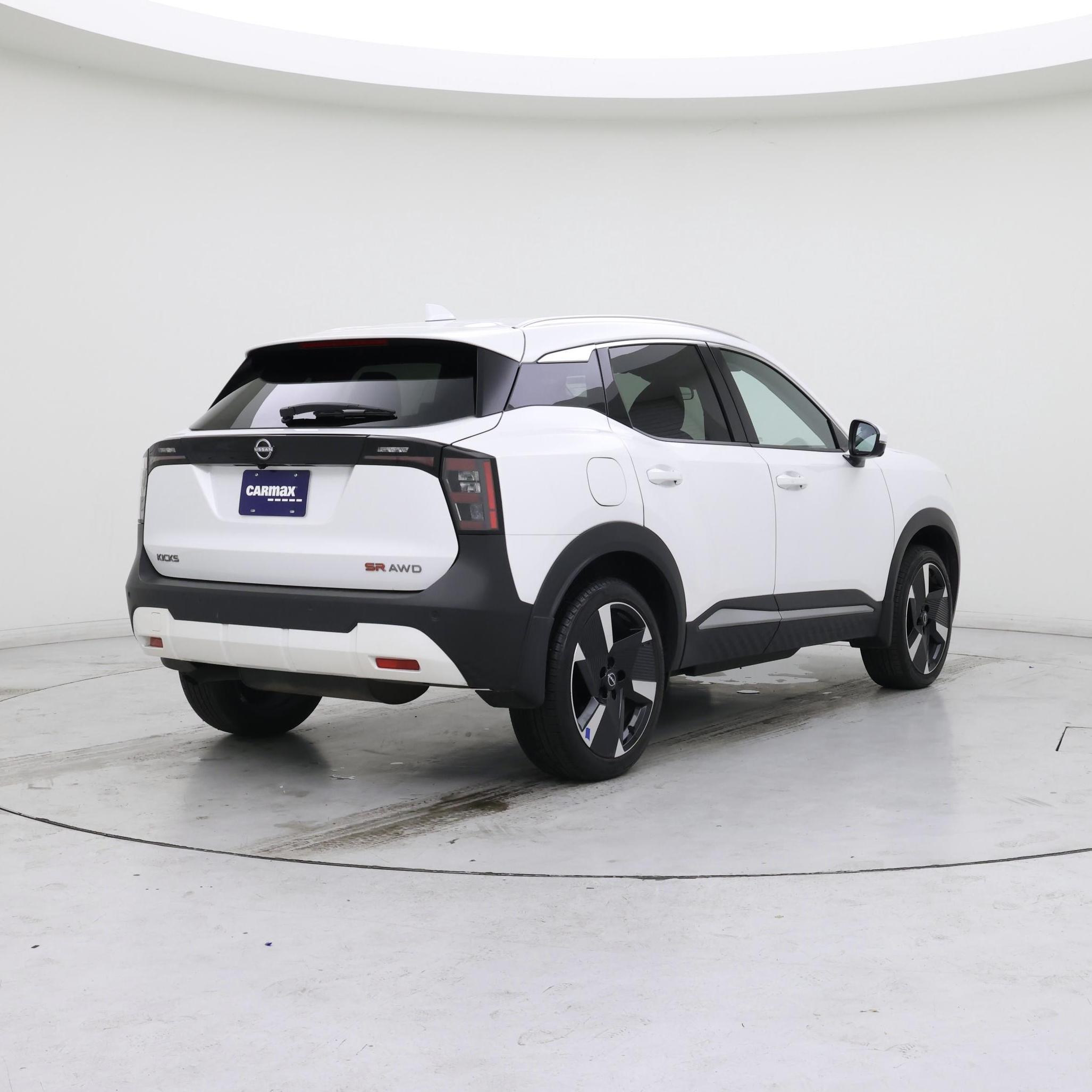 Thumbnail: 2025 Nissan Kicks - 8