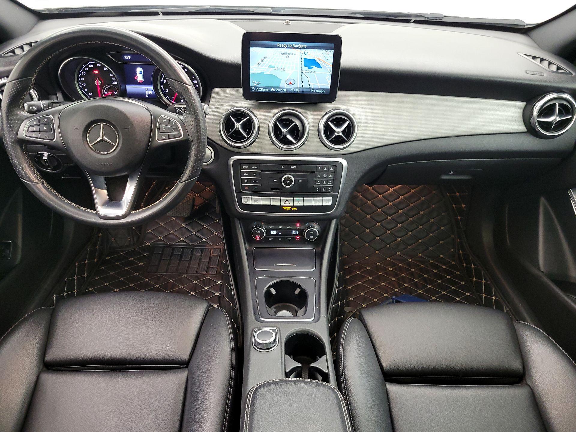 Thumbnail: 2018 Mercedes-Benz GLA - 9