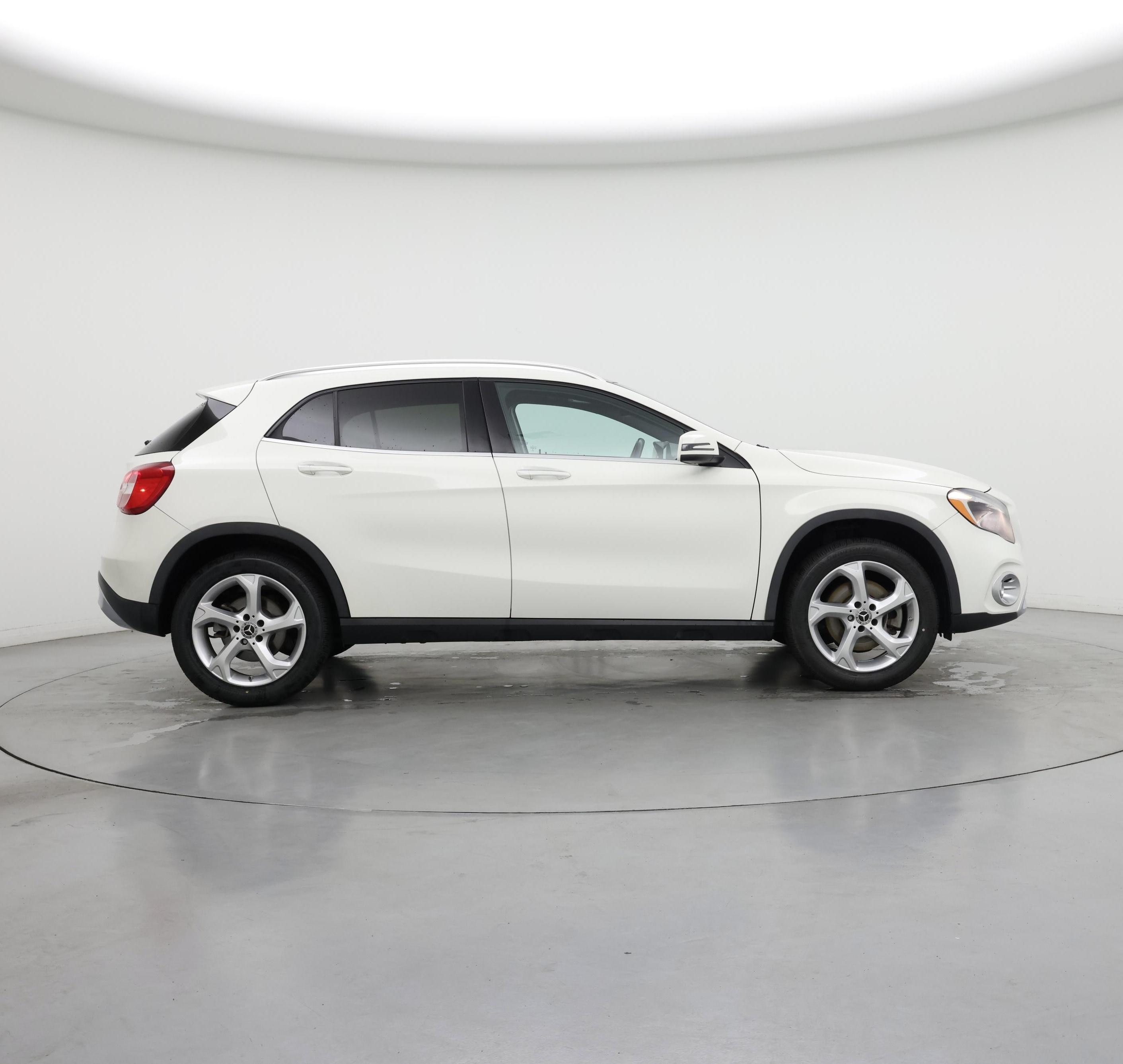 Thumbnail: 2018 Mercedes-Benz GLA - 7